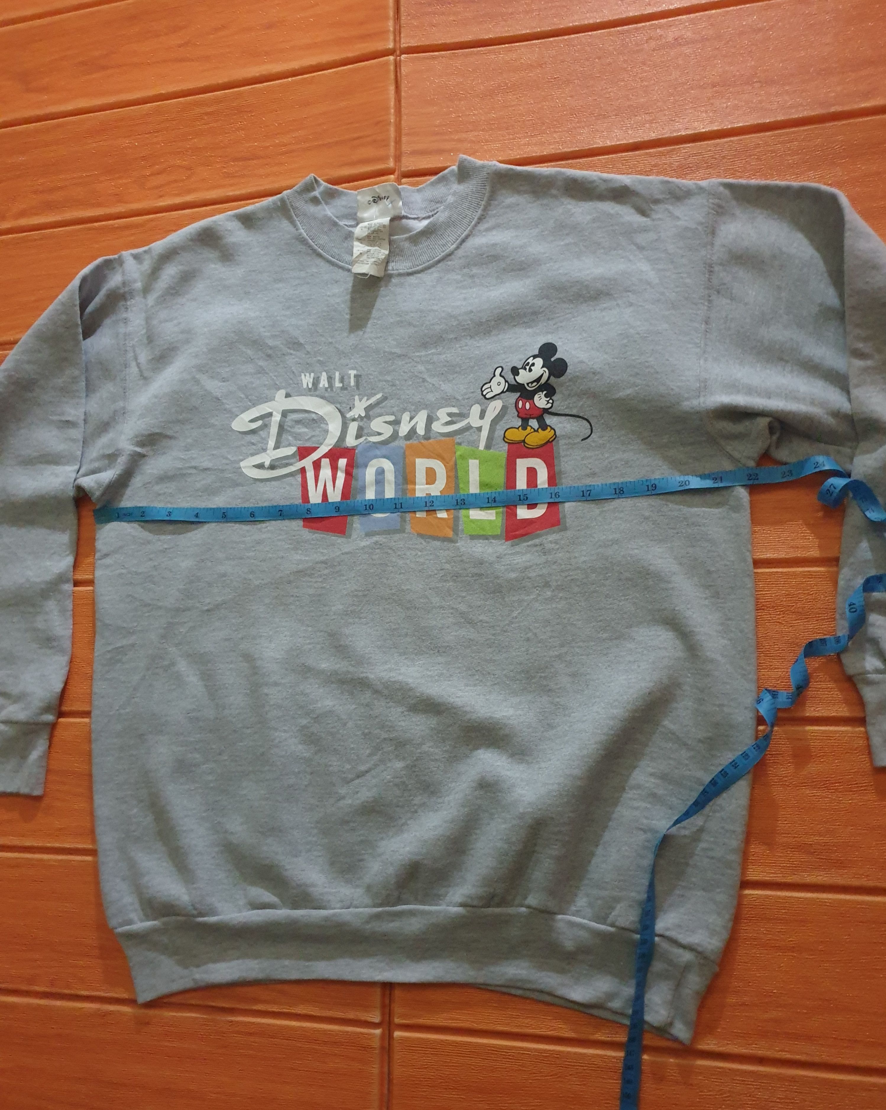 Mickey Mouse Vintage mickey mouse sweatshirt Size US M / EU 48-50 / 2 - 3 Thumbnail