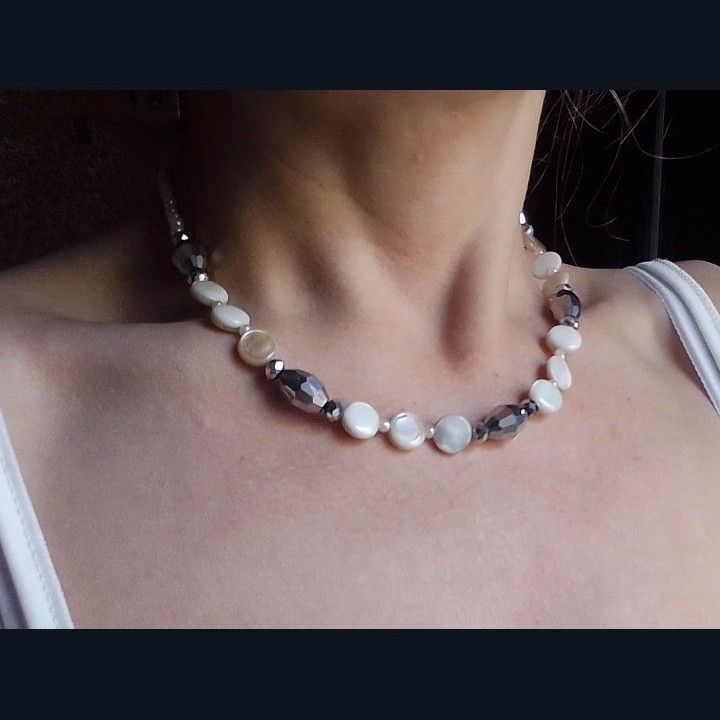 Handmade Necklace Mother Of Pearl+ Crystals+Pearl Earrings. Size ONE SIZE - 6 Thumbnail
