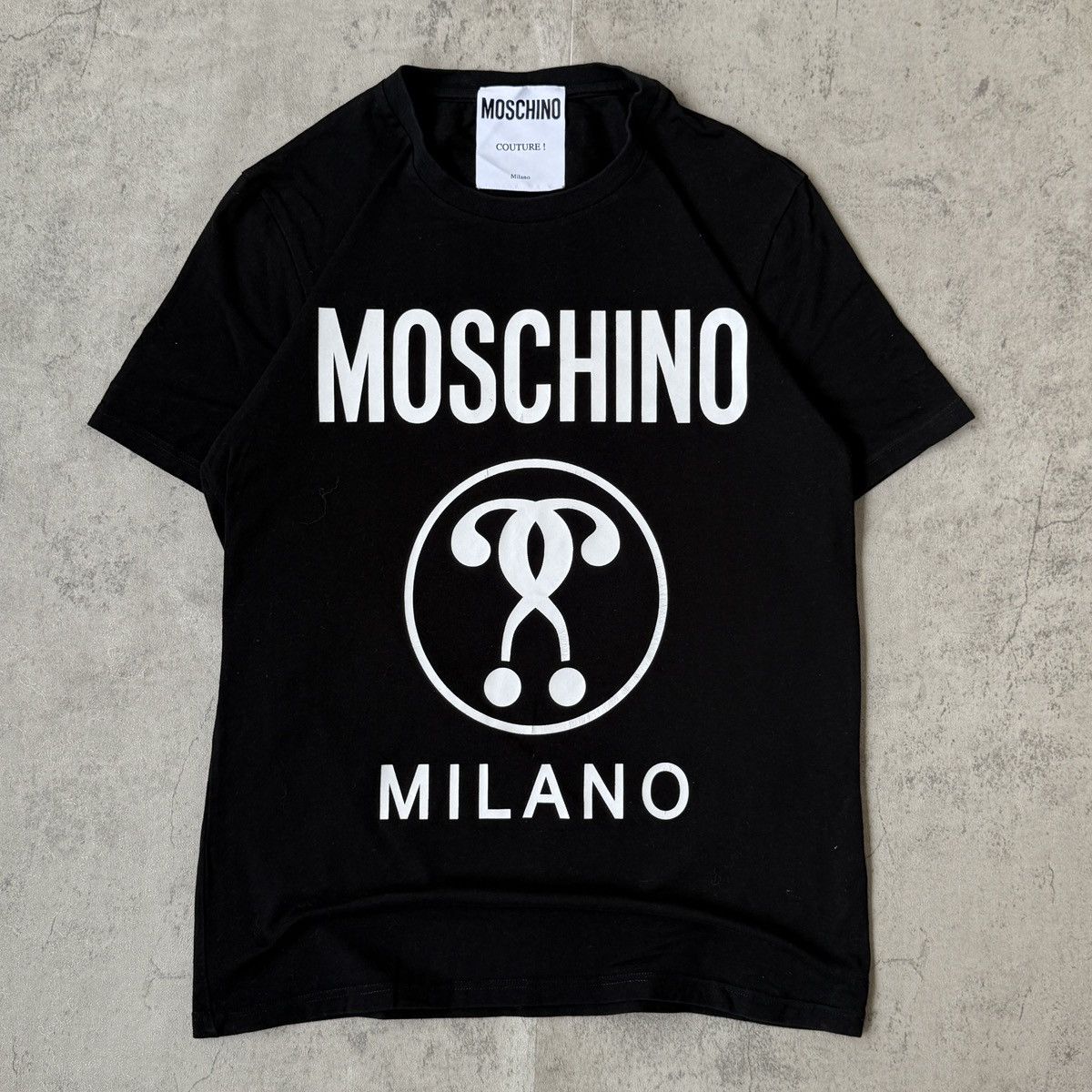 Moschino Moschino Couture Milano Big Logo T-Shirt / Luxury Streetwear Size M / US 6-8 / IT 42-44 - 1 Thumbnail