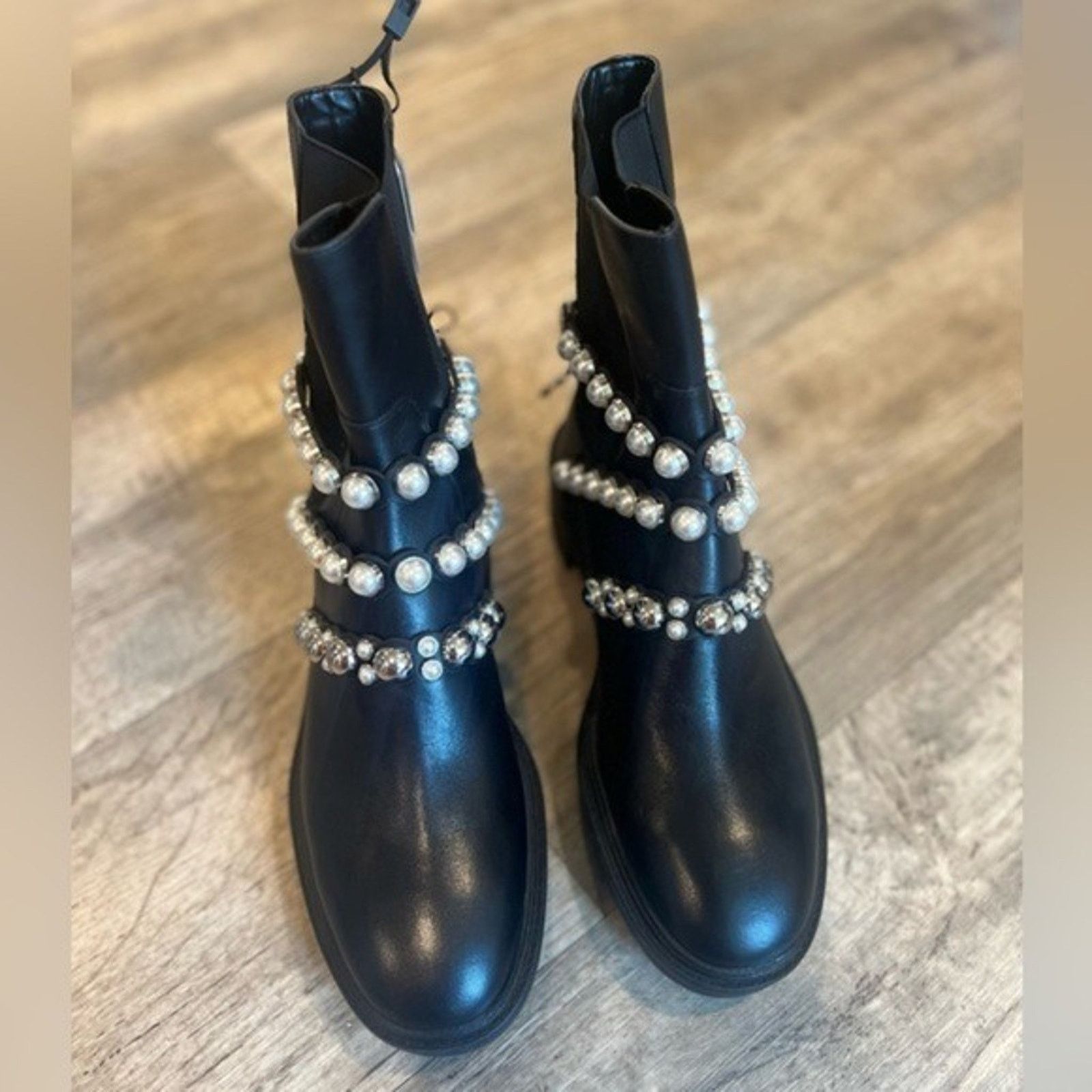 Zara ZARA Leather Ankle Boots NWT Size US 8 / IT 38 - 9 Thumbnail