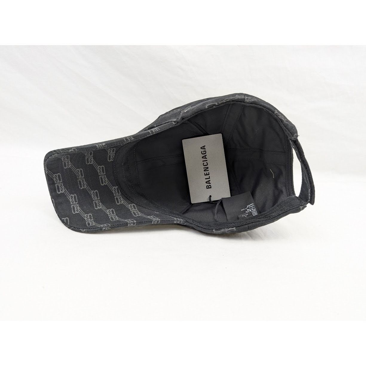 Balenciaga o1rshd1 Size: L / BB Monogram Hat/Cap in Black Size ONE SIZE - 13 Thumbnail