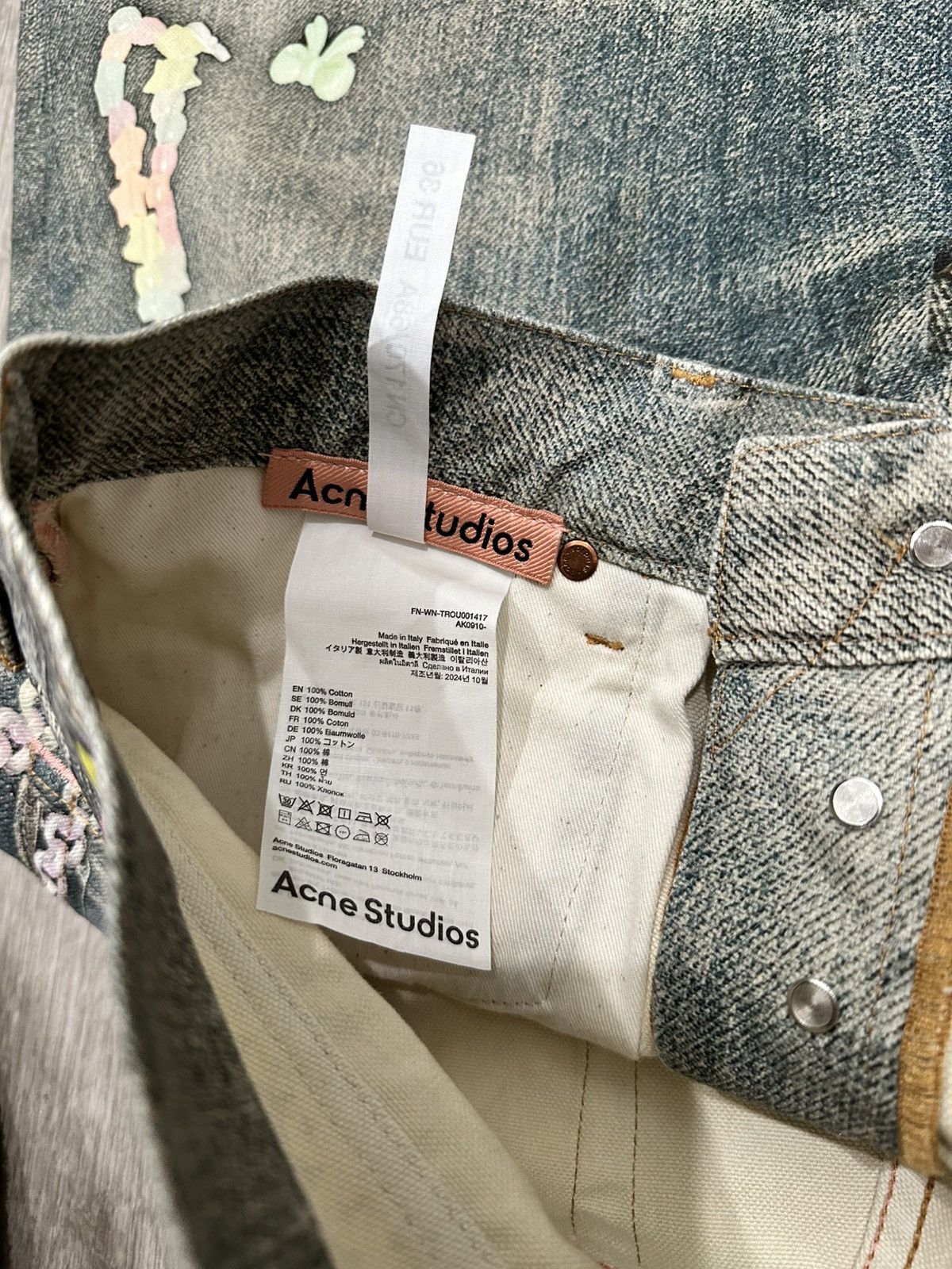 Acne Studios Acne Studios 1981 Trompe L’oeil Kawaii Keychain Jeans Size US 29 - 11 Thumbnail