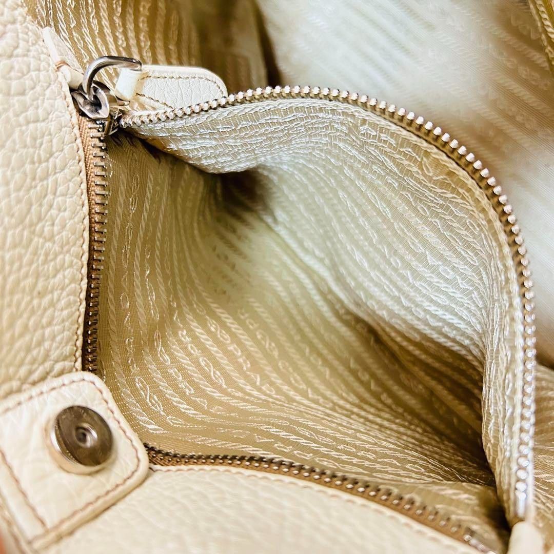 Prada Prada - Shoulder Bag Handbag White Nappa Leather Gold Size ONE SIZE - 10 Thumbnail