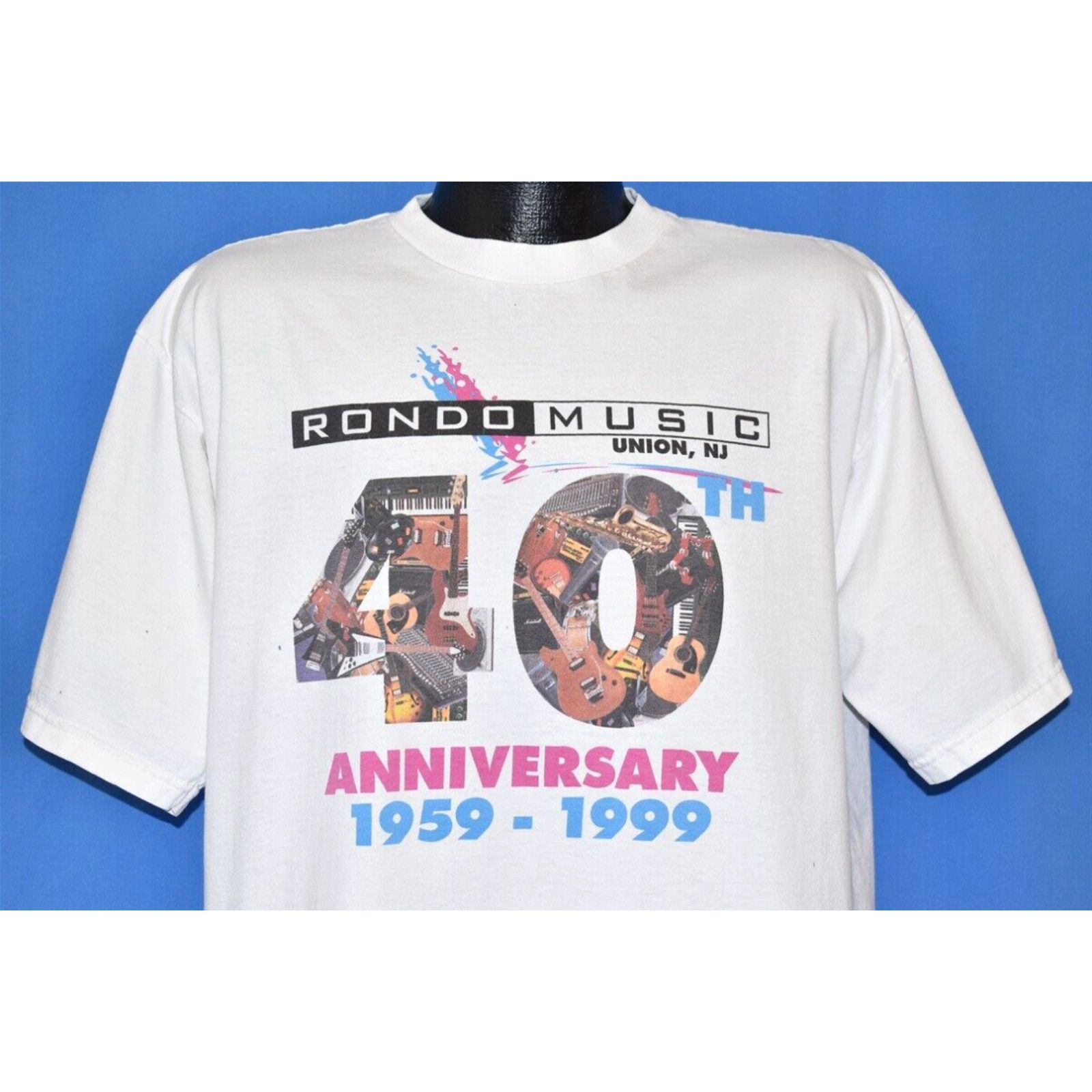 Image of Vintage 90's Rondo Music 40Th Anniversary 1959-1999 Union New Jersey T-Shirt XL in White, Men's