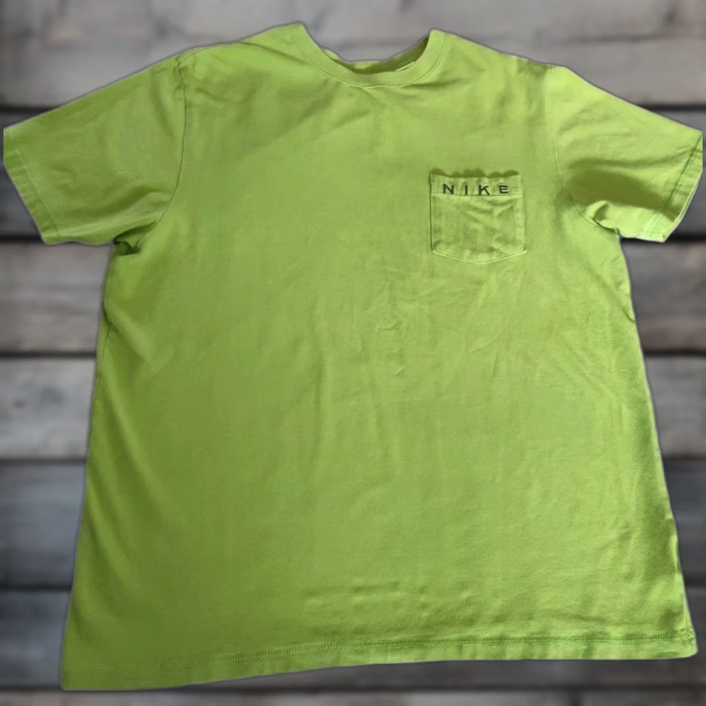 Nike VINTAGE Nike Men's Tee Shirt Lime Green Solid Pocket Stretch Tee Shirt Size US M / EU 48-50 / 2 - 1 Thumbnail