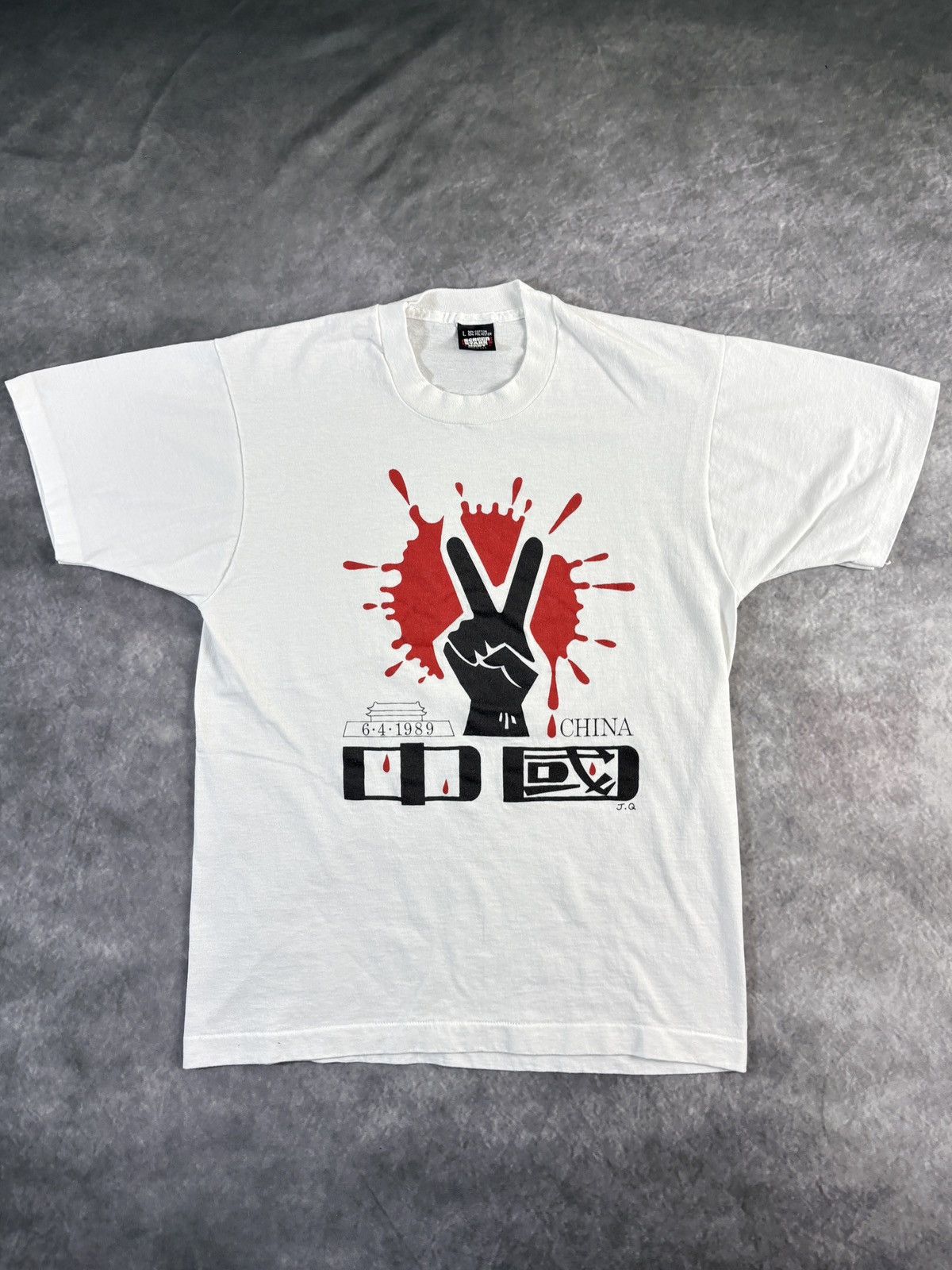 Vintage Vintage Tiananmen Square China Political Protest Tee Peace Size US M / EU 48-50 / 2 - 1 Thumbnail