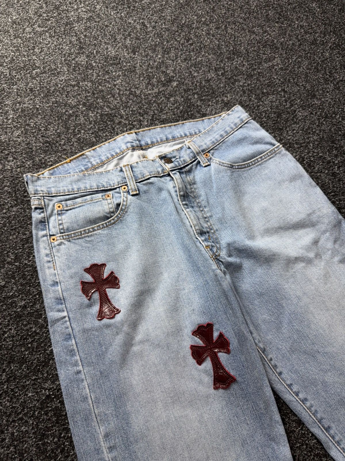 Levi's Vintage Clothing Vintage 90s Custom Chrome Hearts Style Cross Denim Jeans Size US 33 - 9 Thumbnail