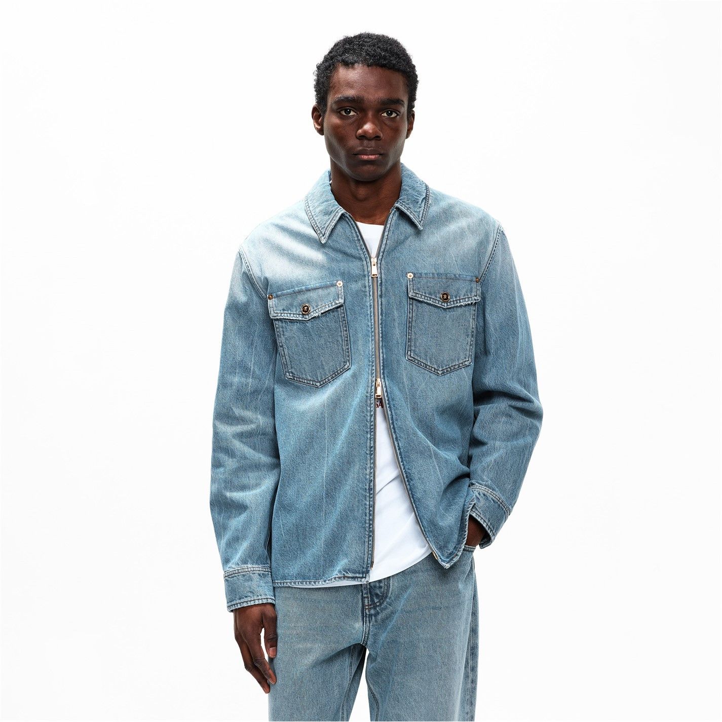 Versace o1g2r1mq0526 Long Sleeve Denim Shirt in Blue Size US M / EU 48-50 / 2 - 2 Thumbnail