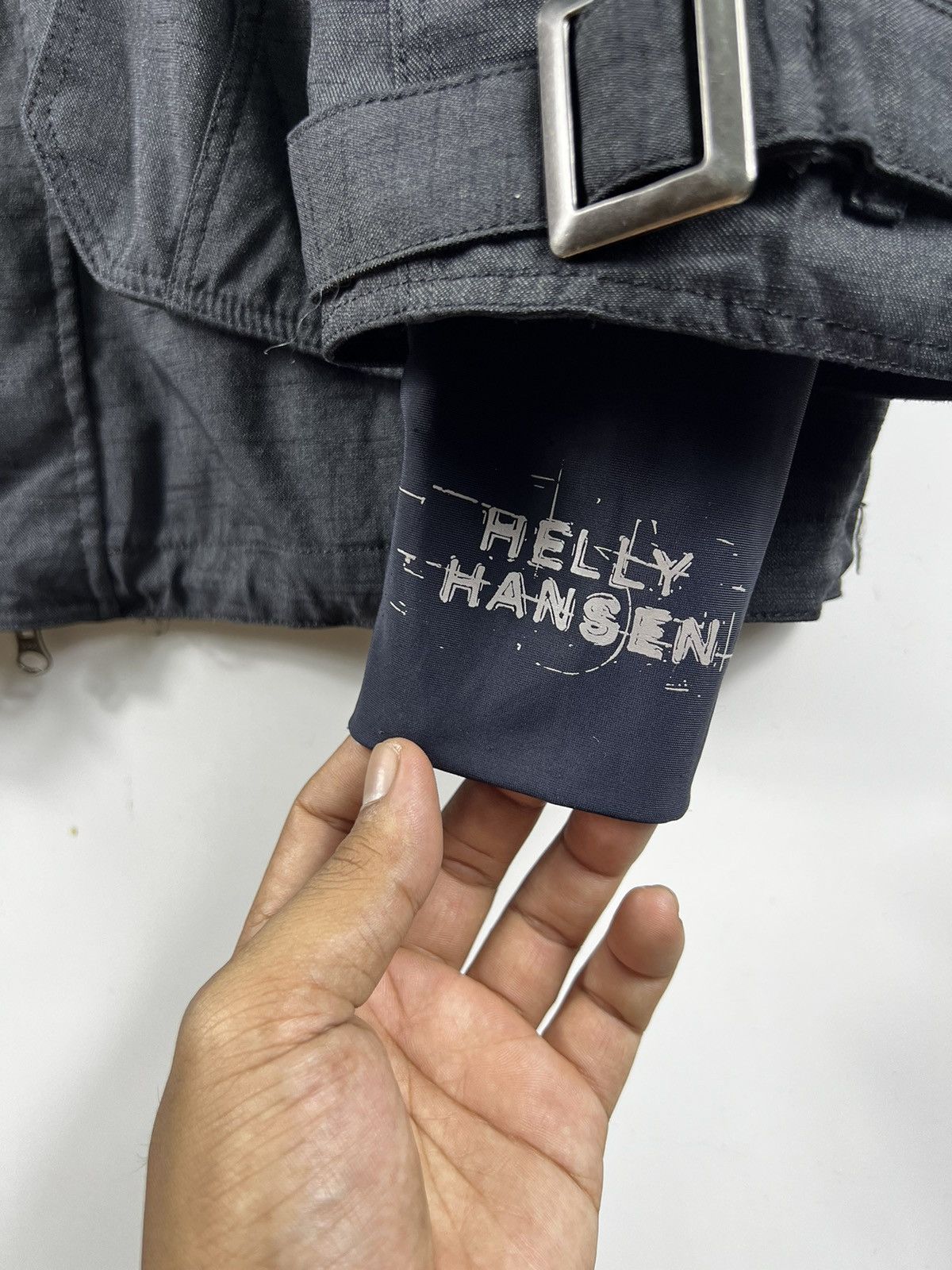 Helly Hansen Rare‼️ Vintage Helly Hansen Gorpcore Heavy Size US L / EU 52-54 / 3 - 8 Thumbnail