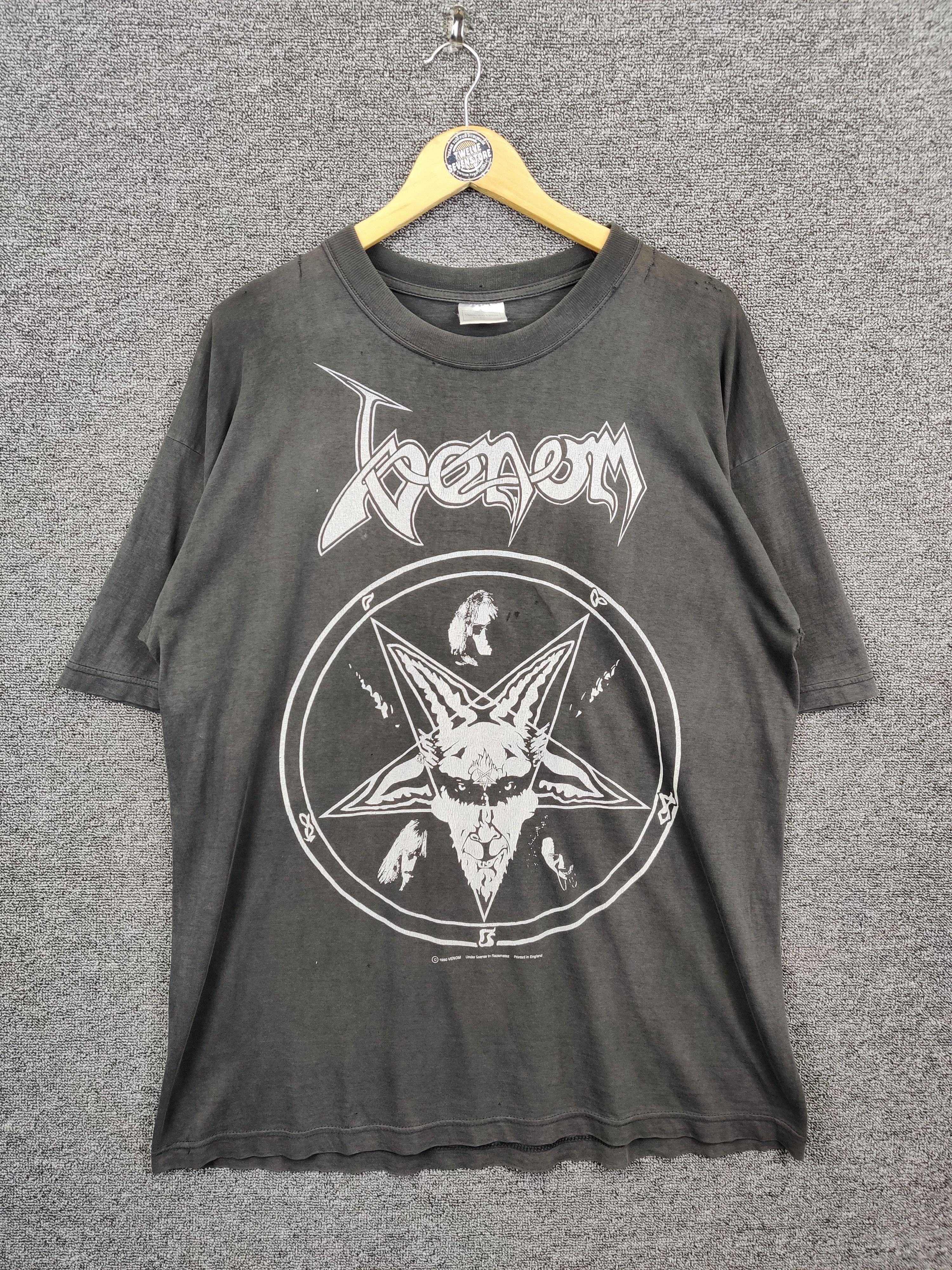 Band Tees Vintage 90s Venom Metal Band Tee Tshirt Size US XL / EU 56 / 4 - 1 Thumbnail