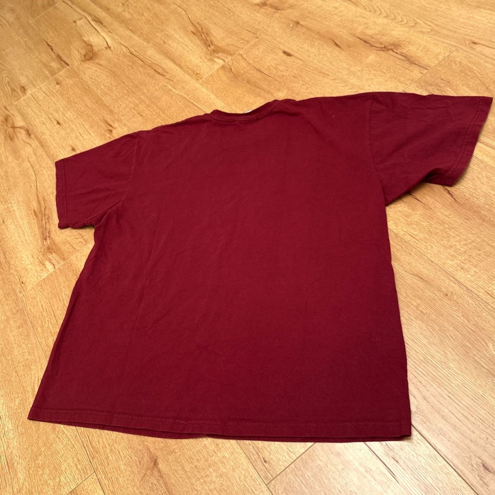 Nike VINTAGE Nike Shirt Adult L Red White Check Swoosh Sport Cotton Active Athletic Mens 90s Sports Batman Angel Short Sleeve Cotton T-Shirt Size US L / EU 52-54 / 3 - 7 Thumbnail