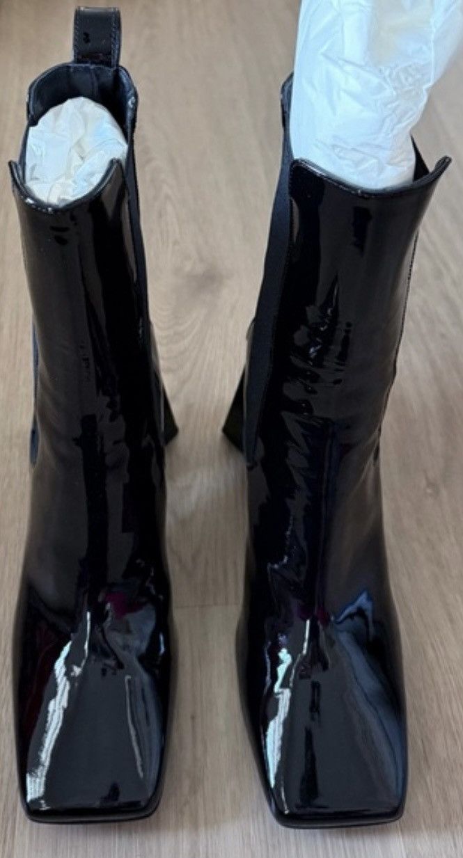 The Attico Devon patent leather Chelsea boots NIB size 40 Size US 10 / IT 40 - 1 Thumbnail