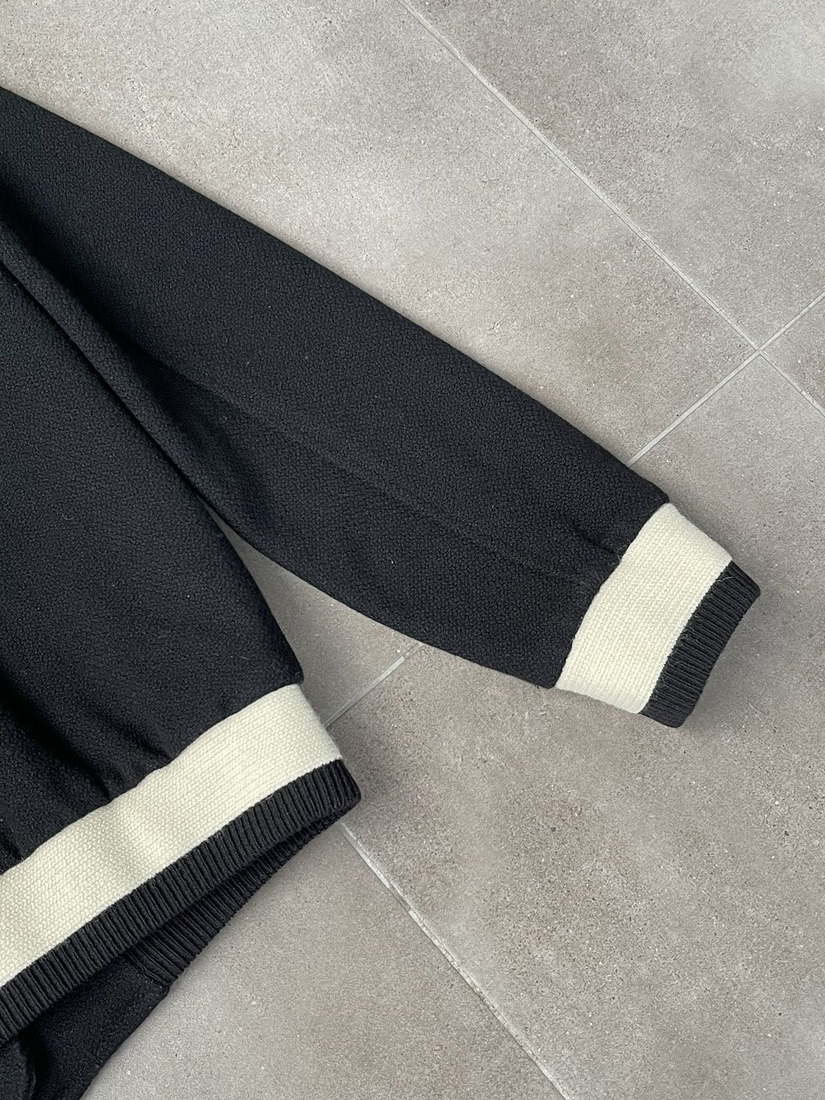 Saint Laurent Paris SS19 Saint Laurent Two Tone Black Wool Teddy Bomber Jacket Size US S / EU 44-46 / 1 - 13 Thumbnail