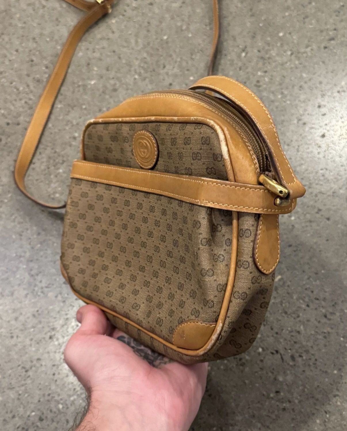 Gucci Gucci Monogram Leather Cross Body Bag Size ONE SIZE - 3 Thumbnail
