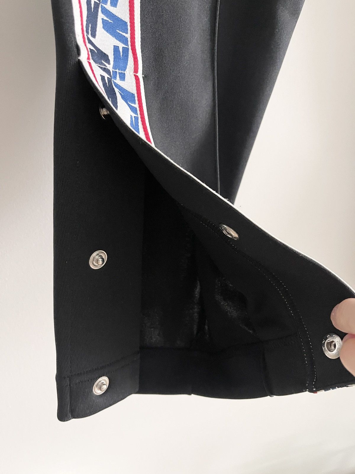 Nike STEAL! 2000s Nike Black Sail Taped Poly Track Pants Size US 30 / EU 46 - 4 Thumbnail