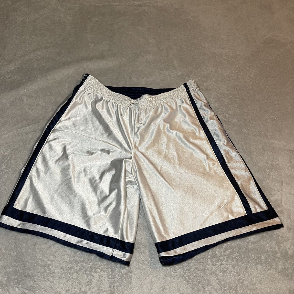 Nike Vintage Nike Mens XL Reversible Basketball Shorts Blue Y2K Size US 36 / EU 52 - 3 Thumbnail