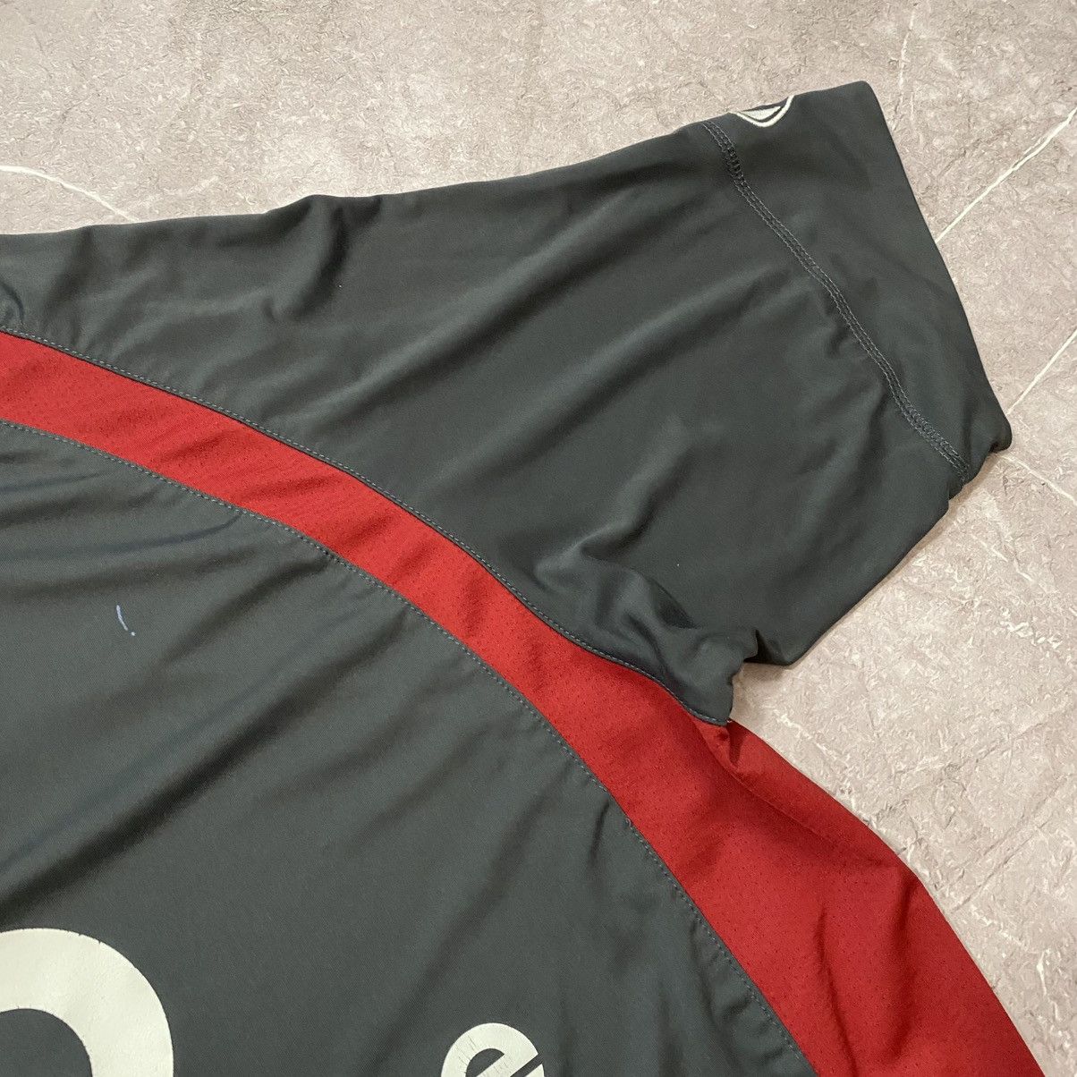 Nike VINTAGE NIKE MANCHESTER UNITED TEE SOCCER JERSEY CENTER LOGO Size US M / EU 48-50 / 2 - 4 Thumbnail