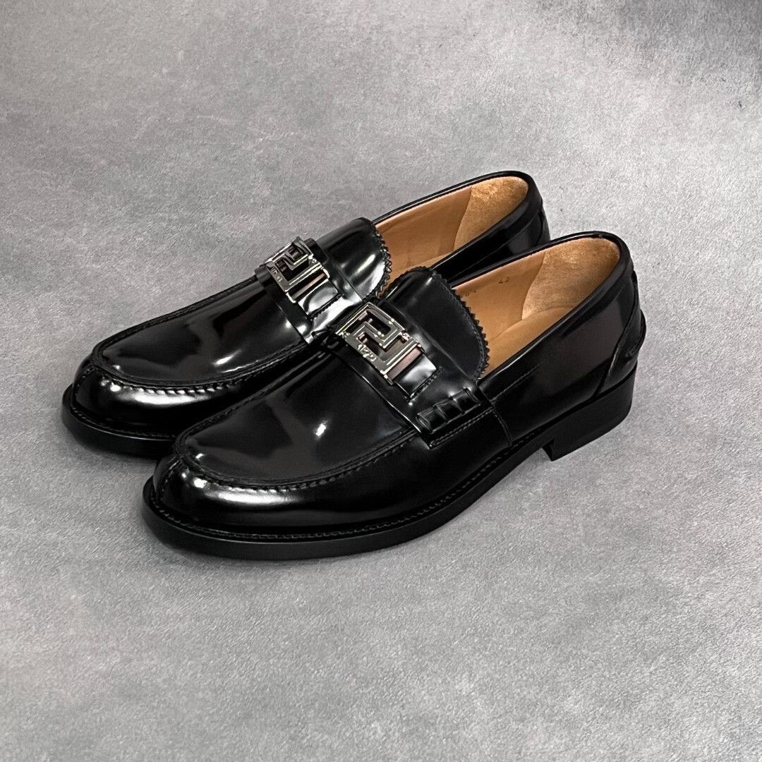 Versace Versace Casual Black Lowtop Sneakers 9 Men Size US 9 / EU 42 - 1 Thumbnail