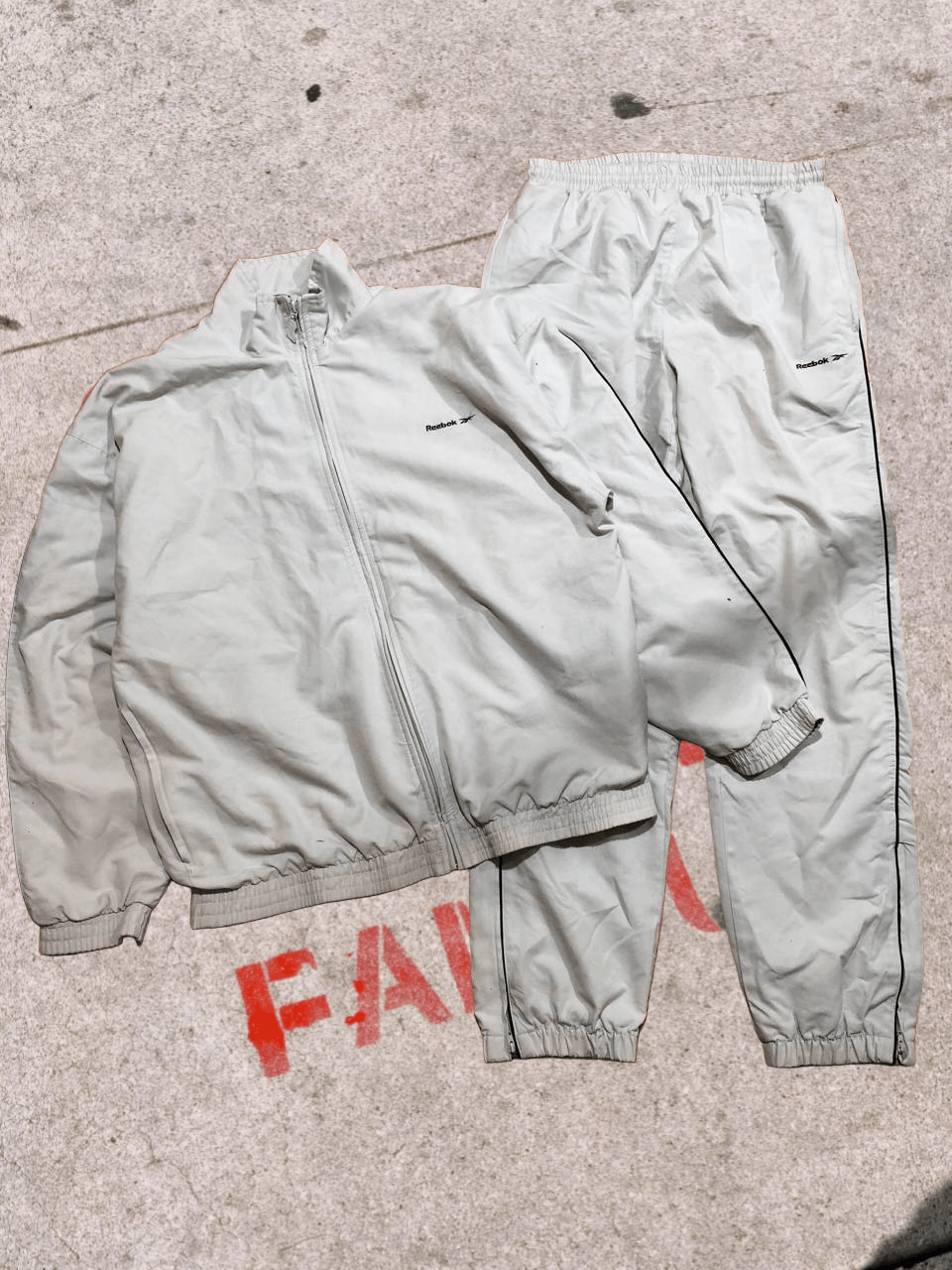Reebok Reebok Vintage 90’s Nylon Track Suit Jacket And Pants Size US 30 / EU 46 - 1 Thumbnail