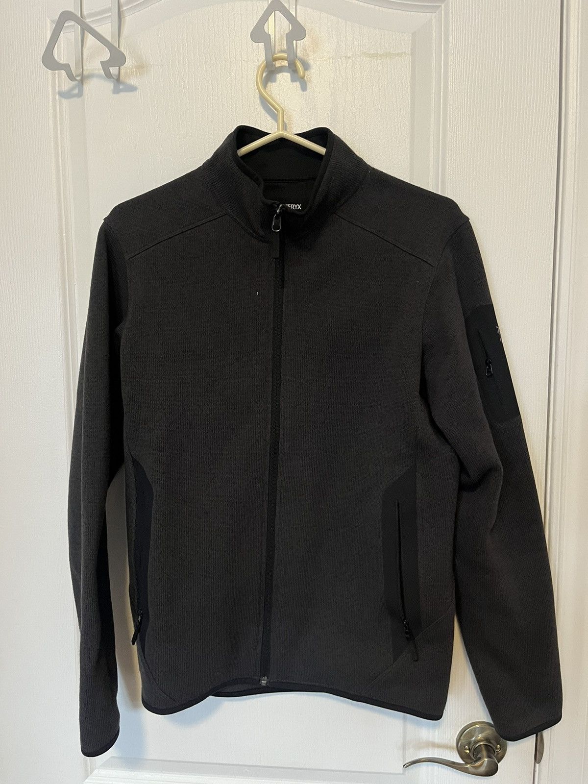 Image of Arcteryx Arc’Teryx Covert Cardigan in Heaher Gray, Men's (Size XS)