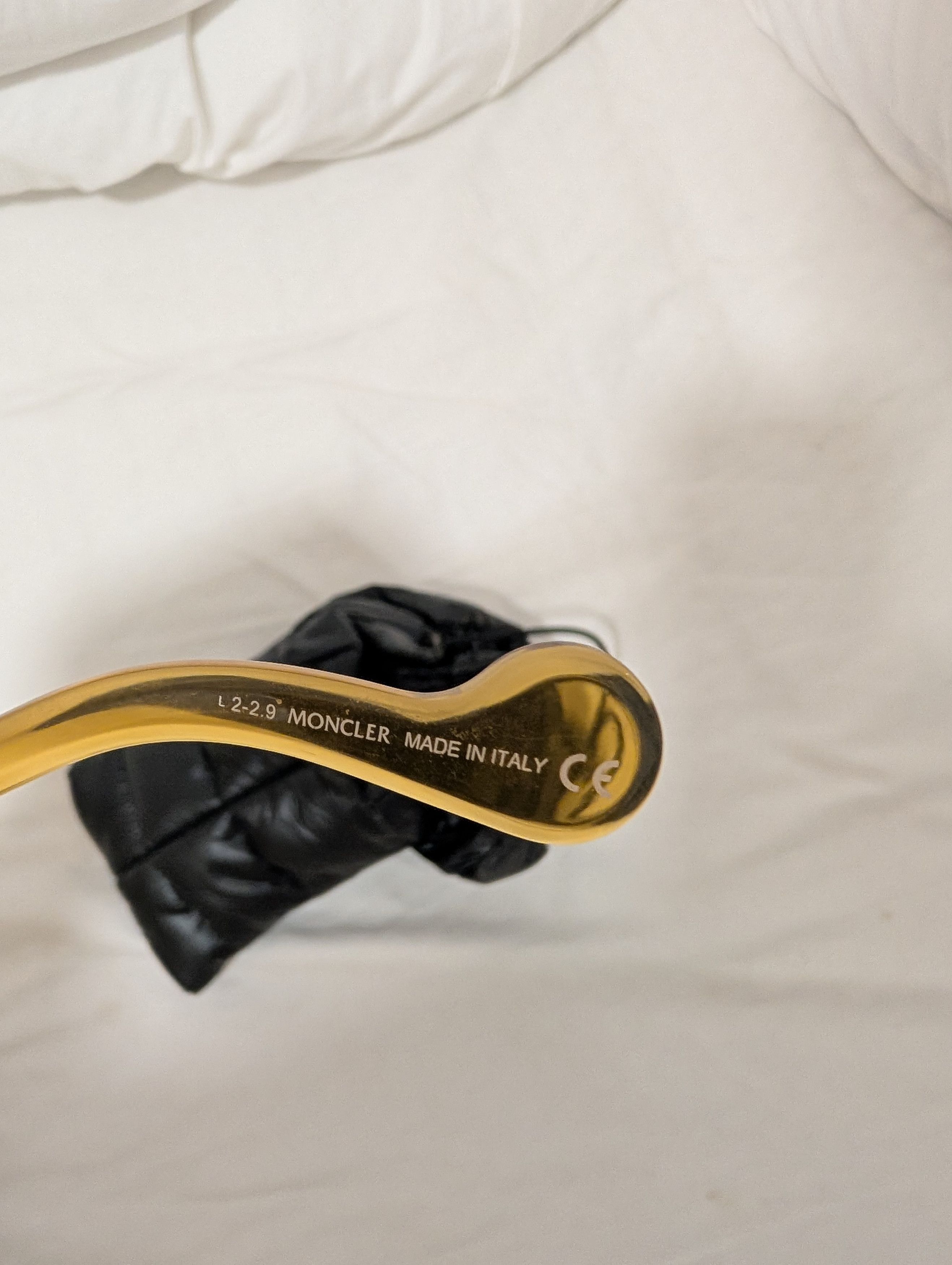 Moncler Moncler ML0086 39E SHINY YELLOW 57/15/150 UNISEX Sunglasses Size ONE SIZE - 4 Thumbnail