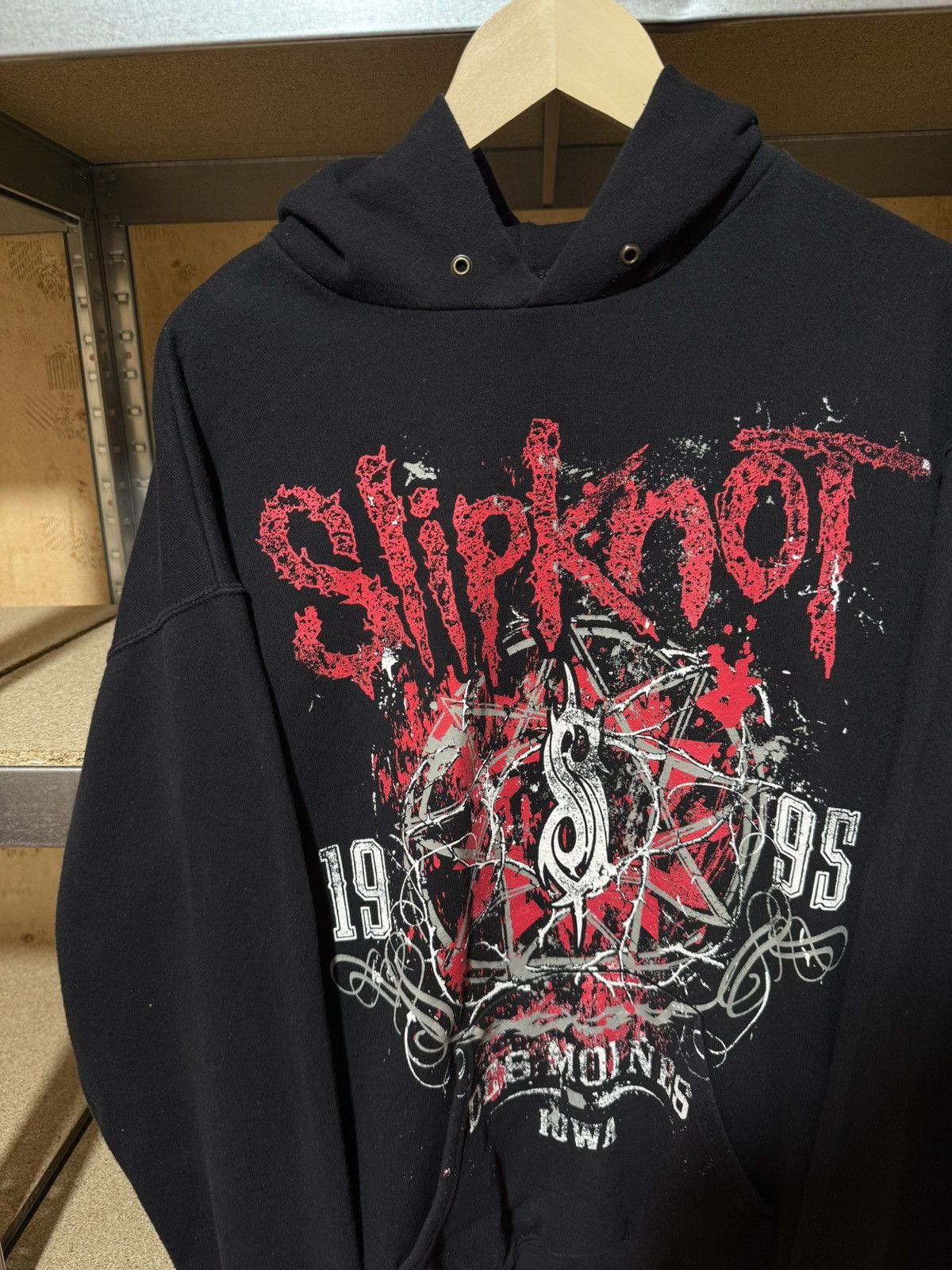 Band Tees × Vintage Vintage Slipknot Des Moines Iowa 2014 Rock Band Retro Hoodie Size US XL / EU 56 / 4 - 3 Thumbnail