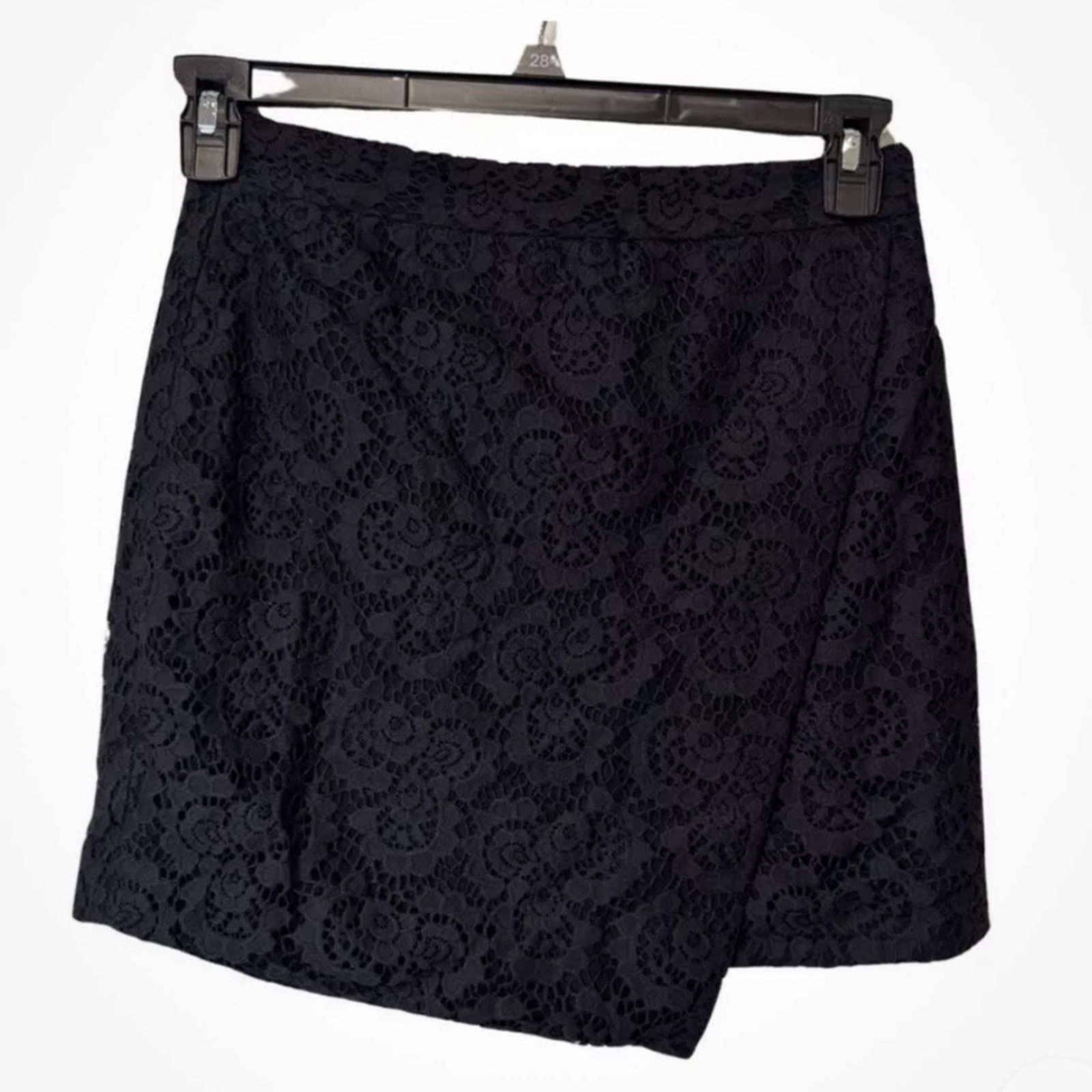Madewell Madewell Black Lace Asymmetrical Skirt Women’s Size Four Size 27" / US 4 / IT 40 - 3 Thumbnail