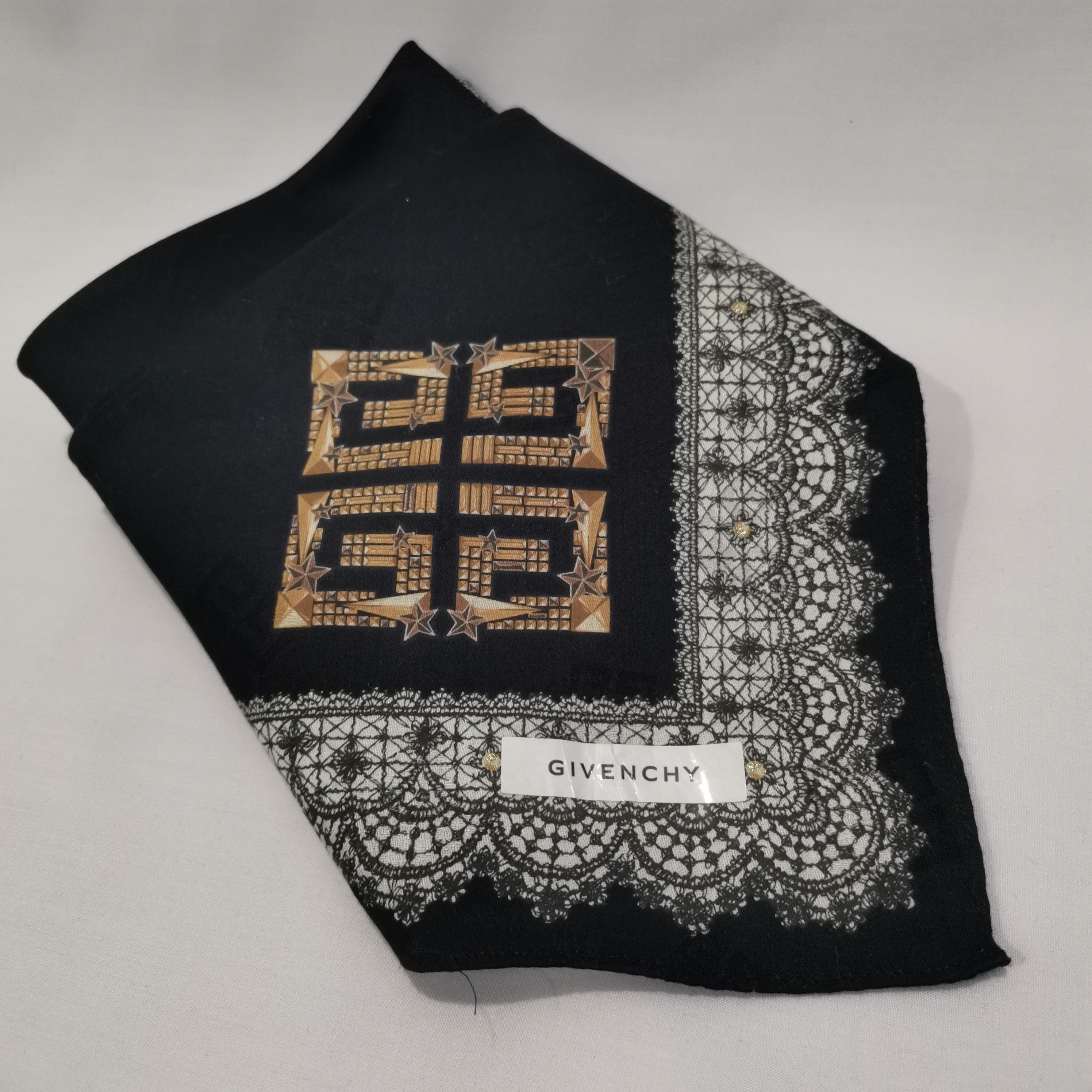 Givenchy GIVENCHY HANDKERCHIEF/ BANDANA/ SCARF Size ONE SIZE - 1 Thumbnail
