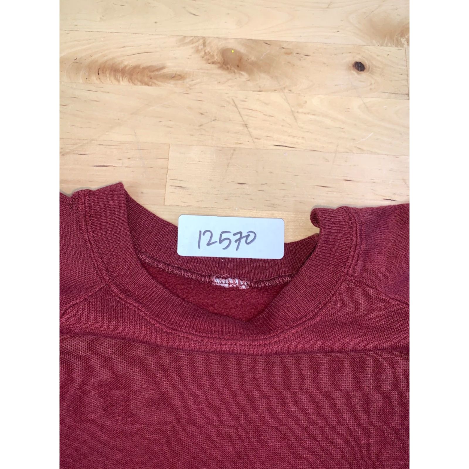 Vintage VINTAGE Sweatshirt Mens S Burgundy 70s Raglan Crew Neck Pullover Red 80s Classic USA Winter Spring Fall Size US S / EU 44-46 / 1 - 2 Thumbnail