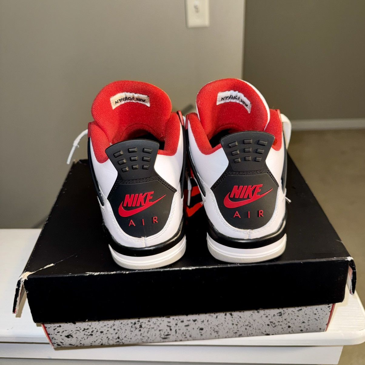 Jordan Brand Jordan 4 Retro - Fire Red (2020) Size US 6 / IT 36 - 3 Thumbnail