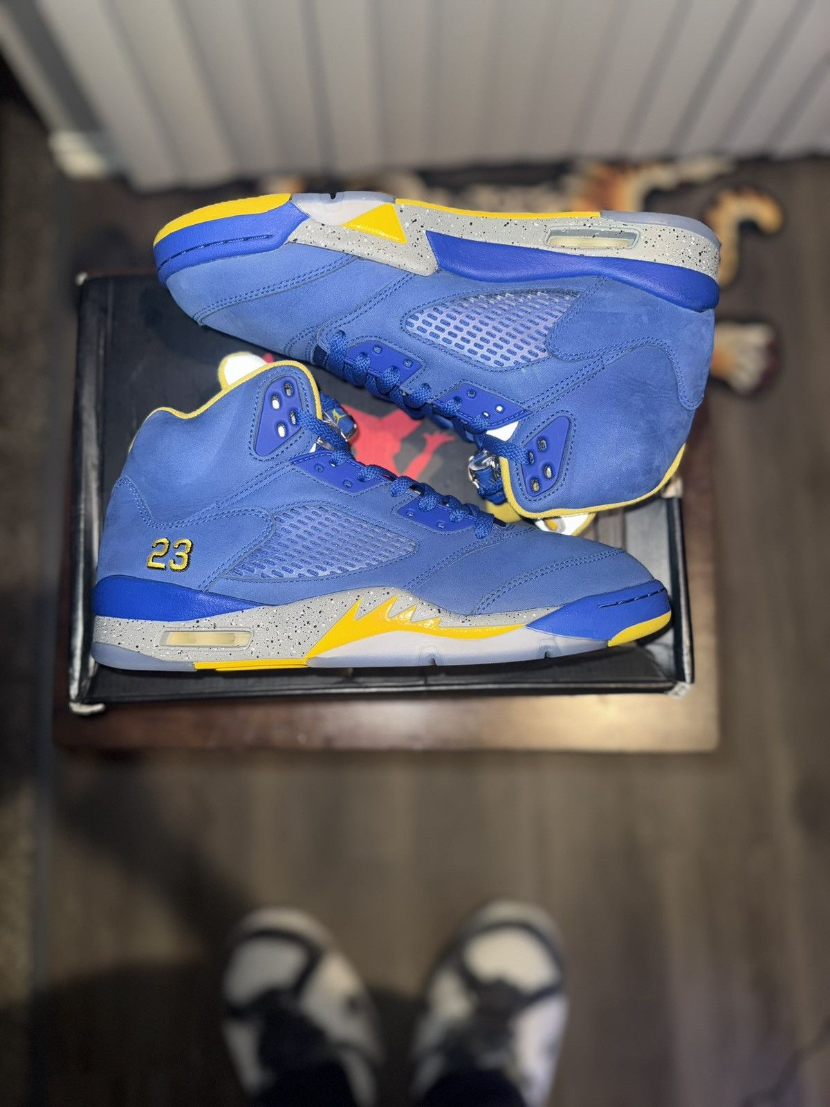 Jordan Brand Jordan 5 Laney Varsity Royal Lightly Worn OG Box Size $150 Size US 9.5 / EU 42-43 - 3 Thumbnail