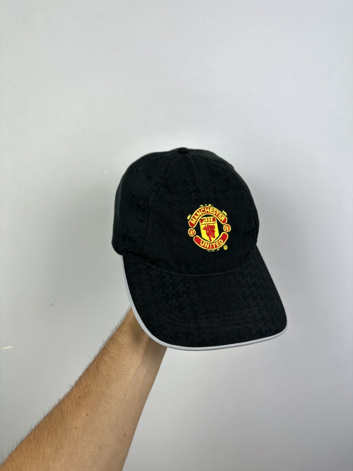 Nike × Vintage Vintage Y2K Nike Manchester United Cap Size ONE SIZE - 1 Thumbnail