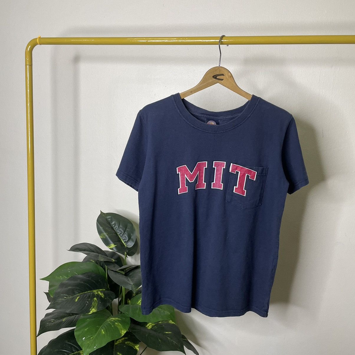 Vintage 2000s MIT Massachusetts Institute of Technology Tee Size US M / EU 48-50 / 2 - 1 Thumbnail