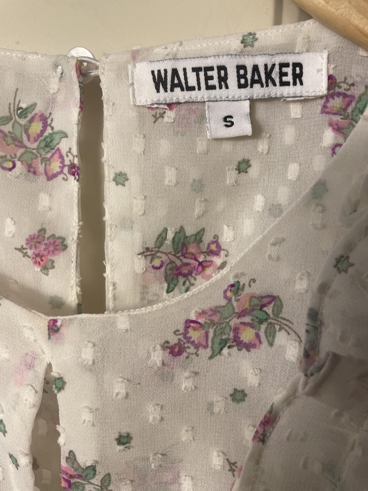 Other Walter Baker Blouse women's Small Floral Ruffle Bell Sleeve Size M / US 6-8 / IT 42-44 - 3 Thumbnail