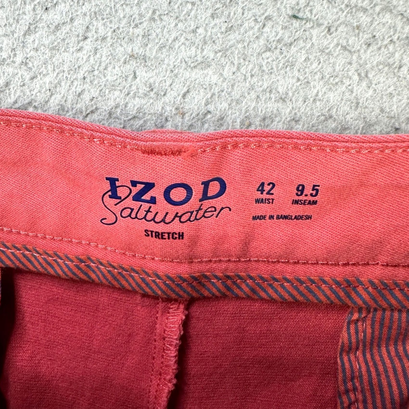 Izod IZOD Saltwater Chino Short Red Khaki Stretch Classic Fit Pocket Adult Men 42X9.5 NEW Size US 42 / EU 58 - 4 Thumbnail