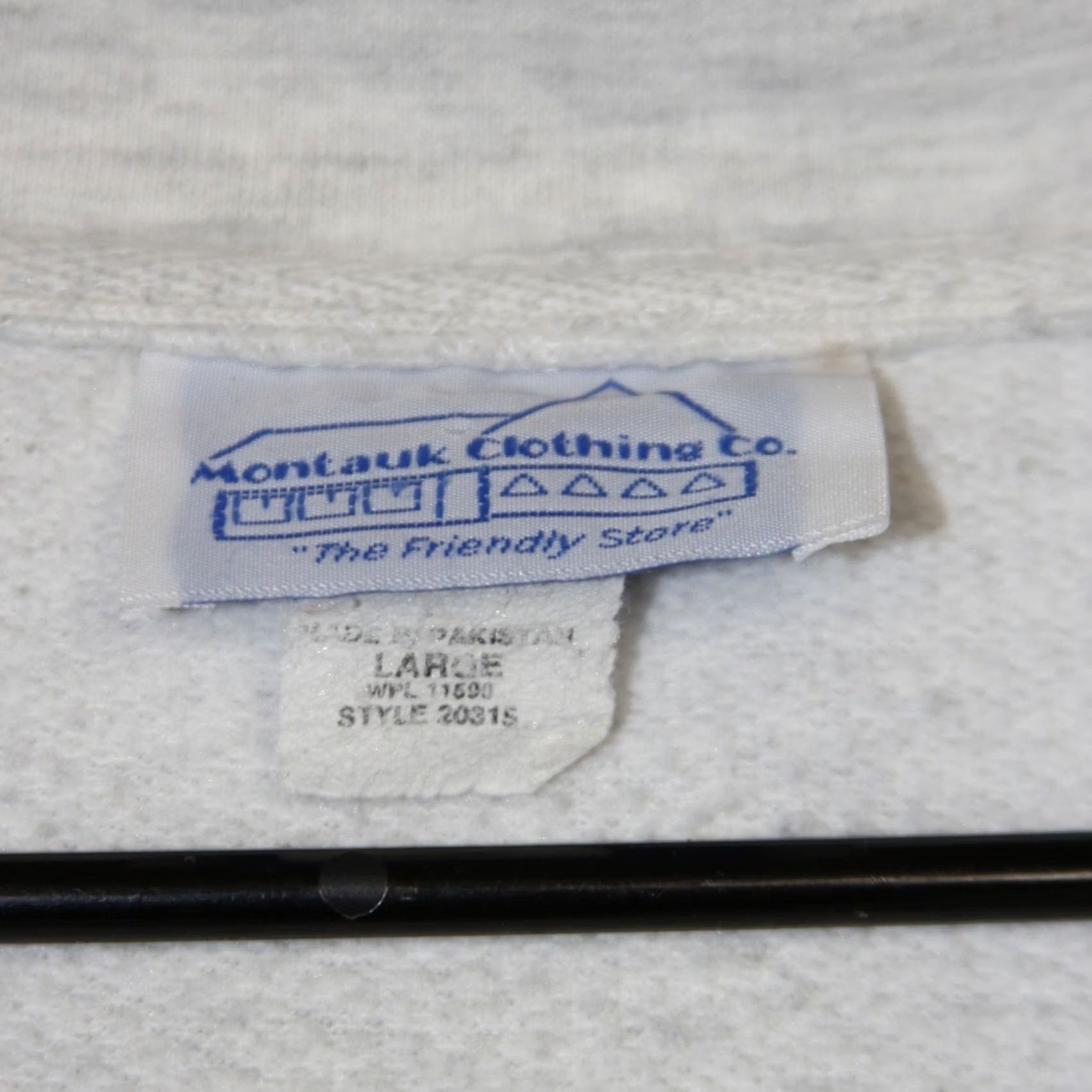 CO Montauk Clothing Co Sweatshirt Mens L Light Gray Quarter Zip Pullover New York Size US L / EU 52-54 / 3 - 4 Thumbnail