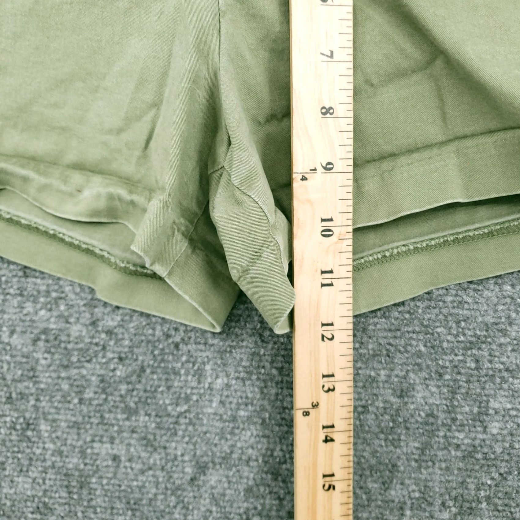 Old Navy Old Navy Shorts Womens 2 Green Pixie Chino Mid Rise Flat Front Cotton Blend Shorts Womens 2 Green Chino 29in Twill Pockets Casual Travel Size 29" - 7 Thumbnail