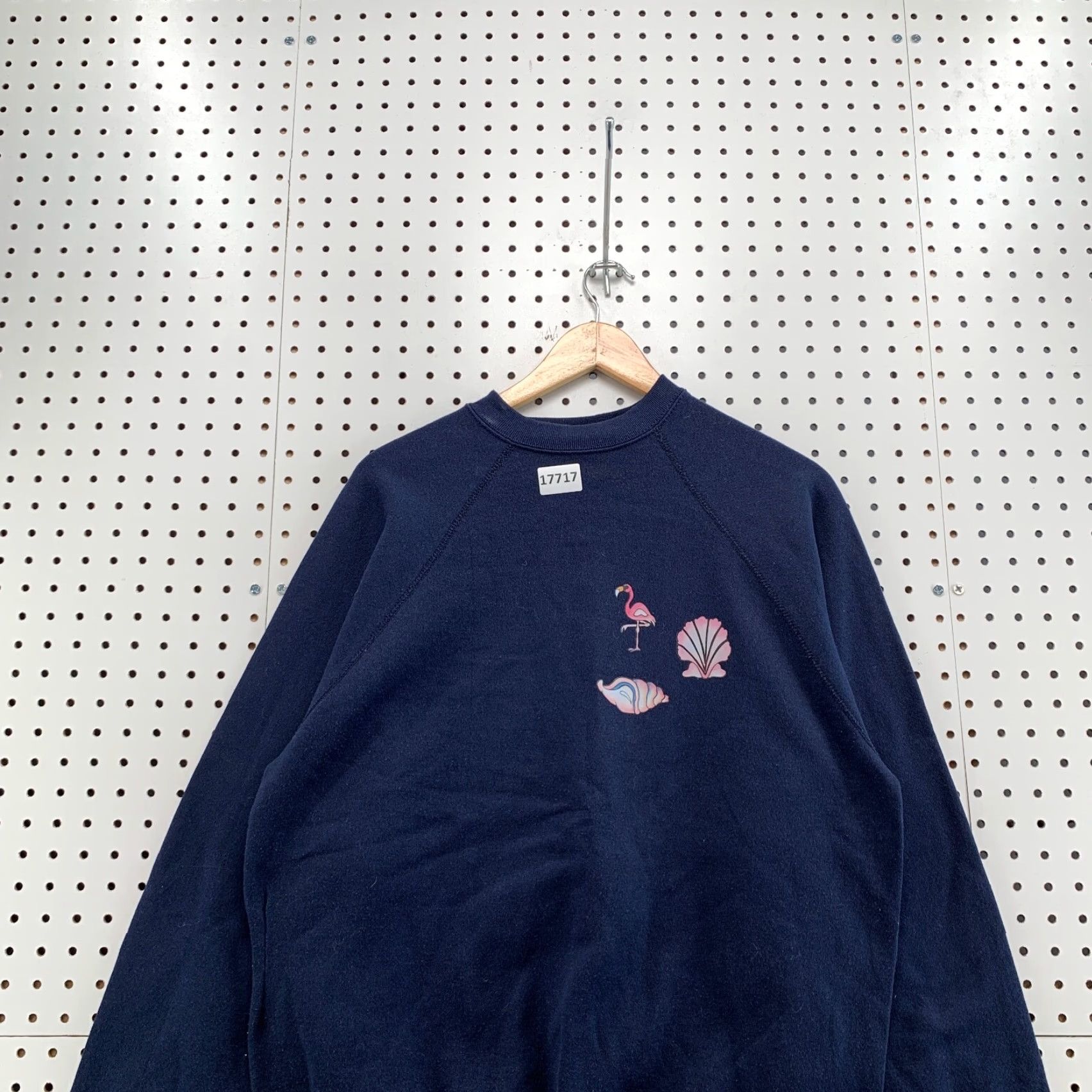 Tultex VINTAGE Tultex Sweatshirt Male L Crewneck Navy Blue Flamingo Sea Shells Beach Pattern Pullover 90s Mens Large Size US L / EU 52-54 / 3 - 5 Thumbnail