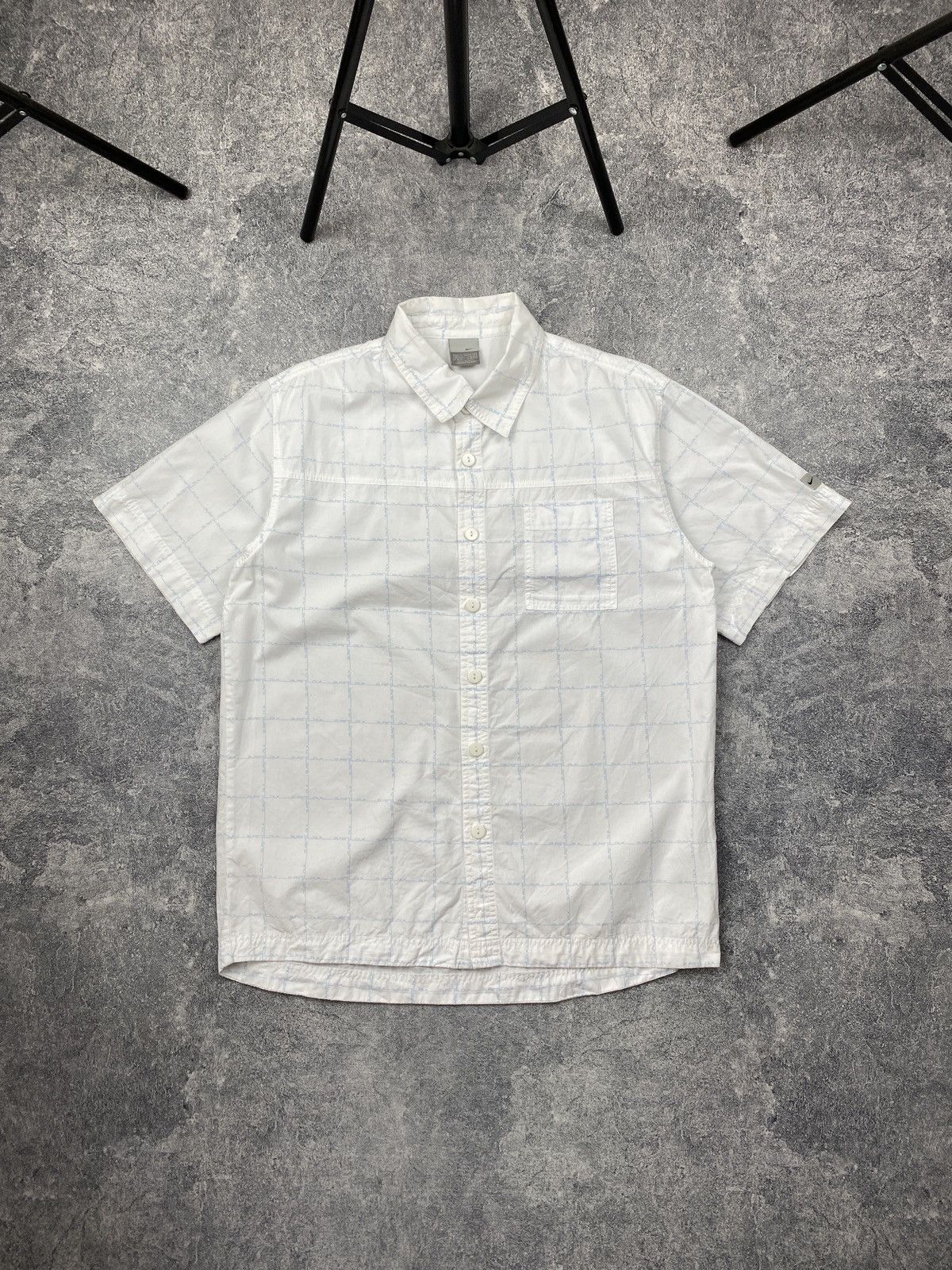 Nike × Nike ACG × Vintage Vintage Nike Short Sleeve Plaid Shirts Y2K Size US M / EU 48-50 / 2 - 1 Thumbnail