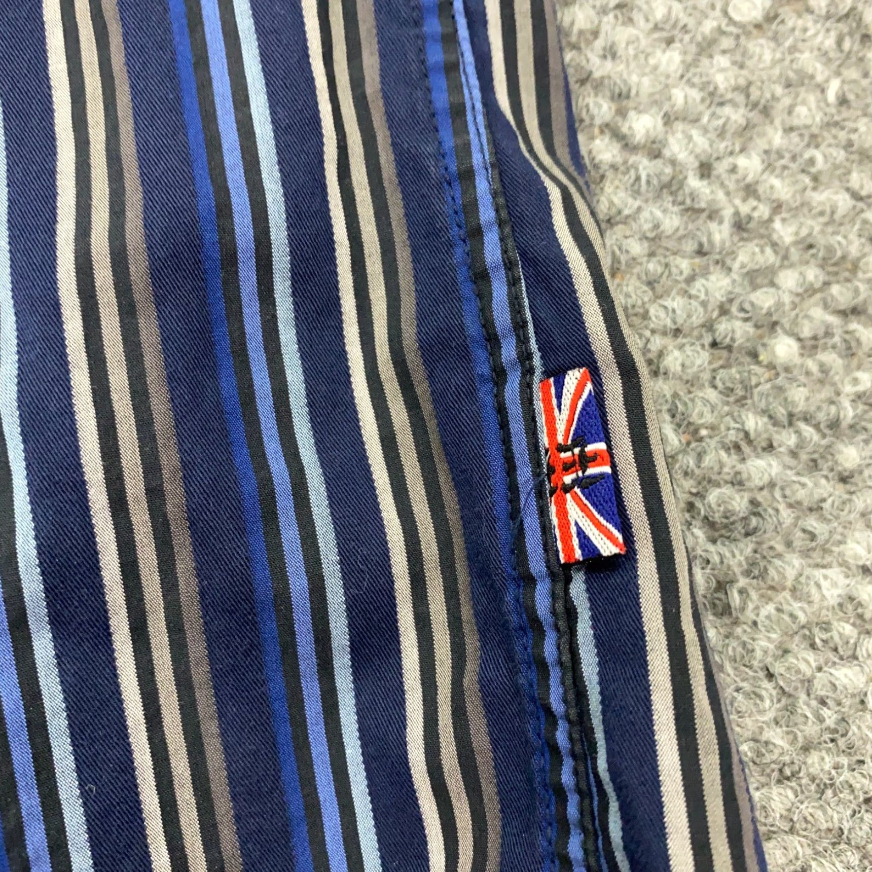 English Laundry English Laundry Classic Collection Shirt Mens Size 15 1/2 Blue Striped Flip Cuff Size US M / EU 48-50 / 2 - 5 Thumbnail
