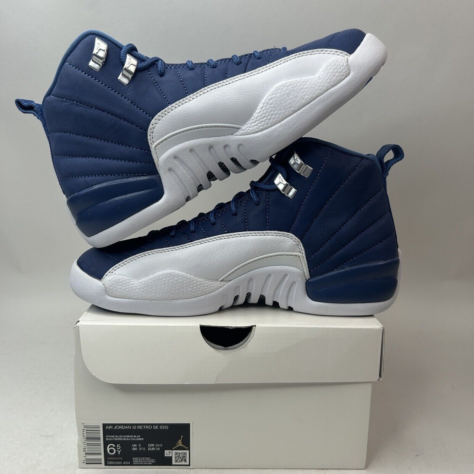 Nike Nike Air Jordan 12 Retro SE GS “Indigo/Legend Blue” 2024 Size US 8 / IT 38 - 3 Thumbnail
