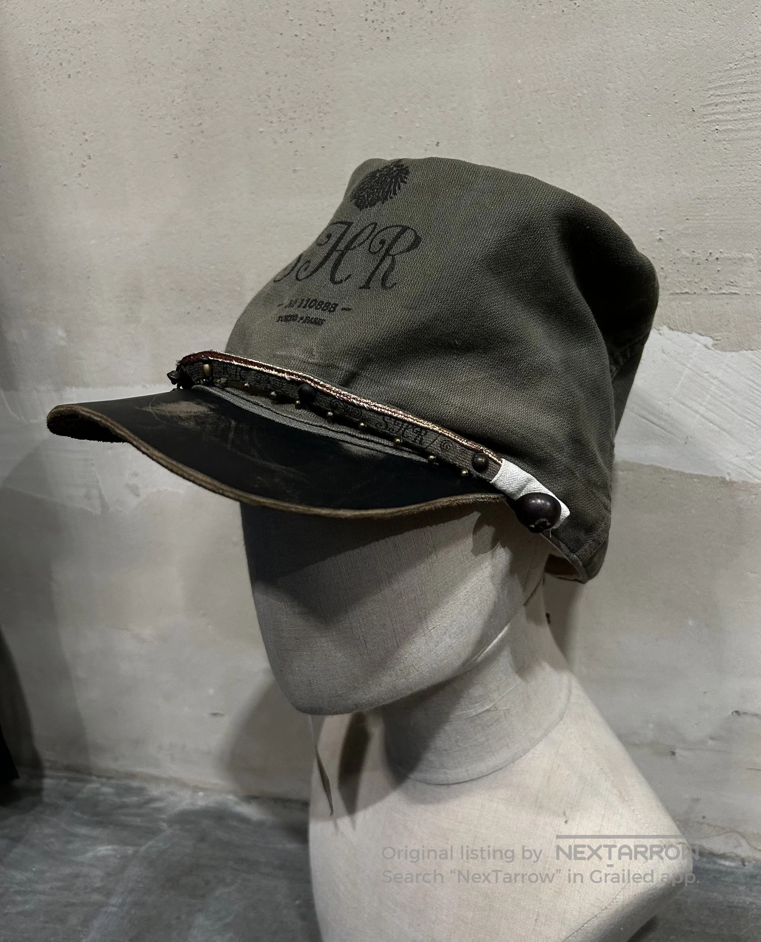 Share Spirit Homme SHARE SPIRIT Beaded Leather Military Cap. Size ONE SIZE - 1 Thumbnail