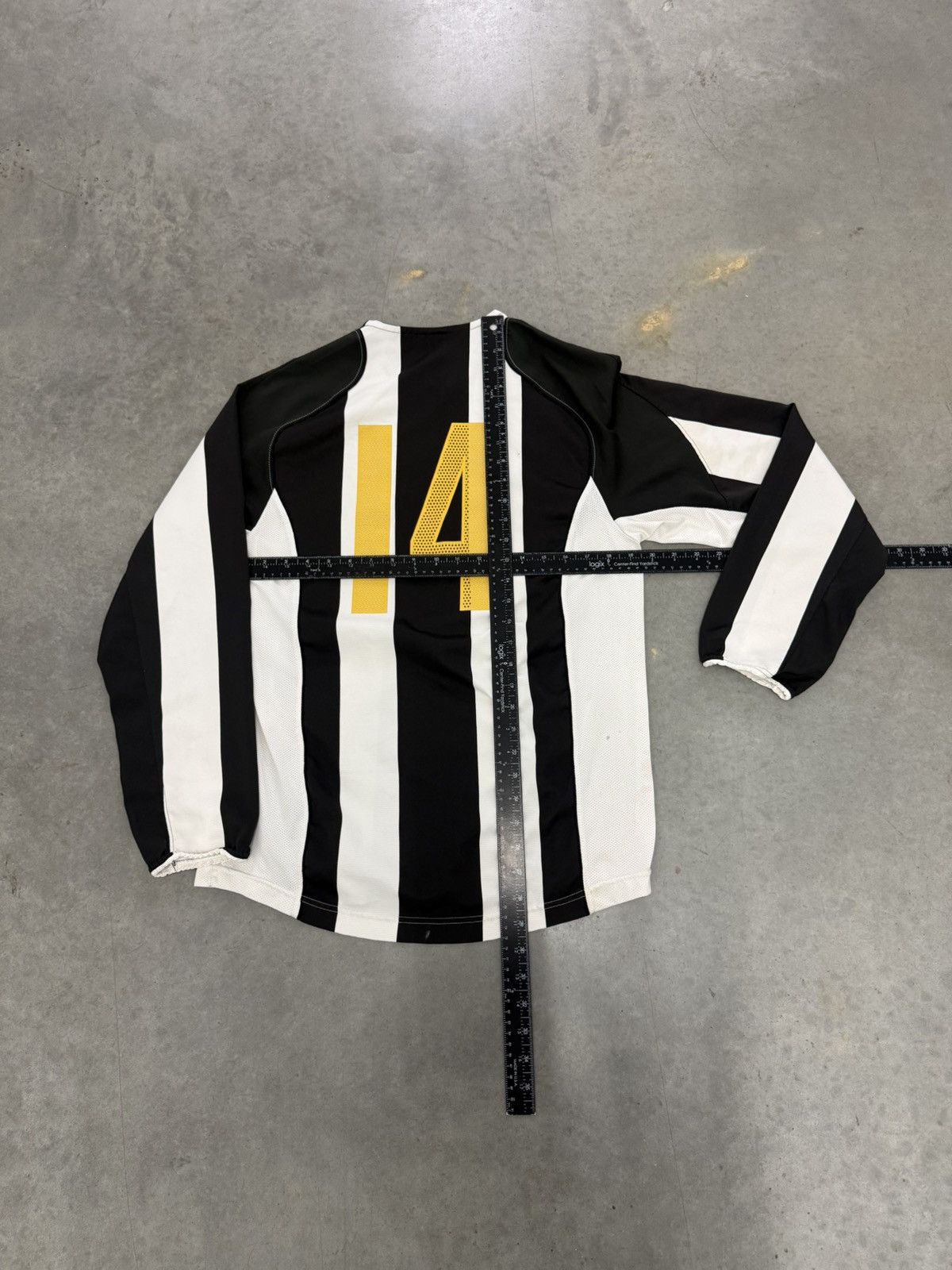 Nike Nike Juventus FC Vintage Soccer Training Jersey Kit 2000s Size US S / EU 44-46 / 1 - 7 Thumbnail