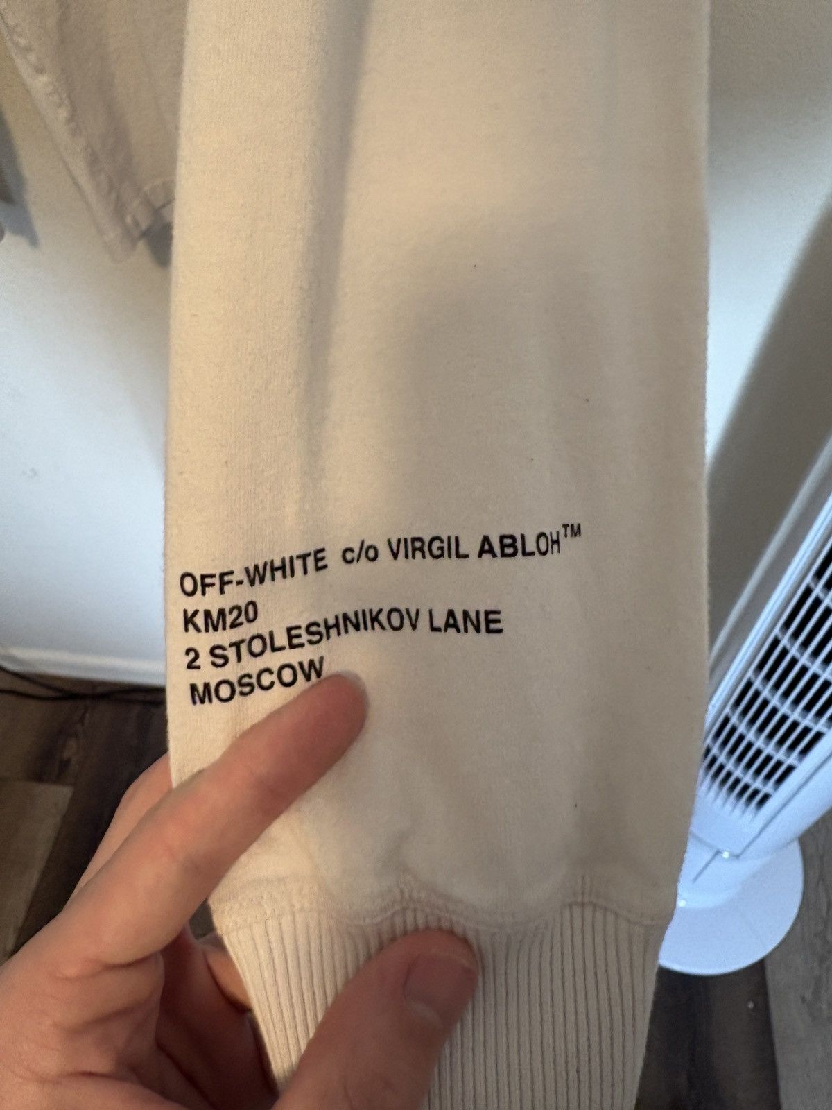 Off white longs sleeve