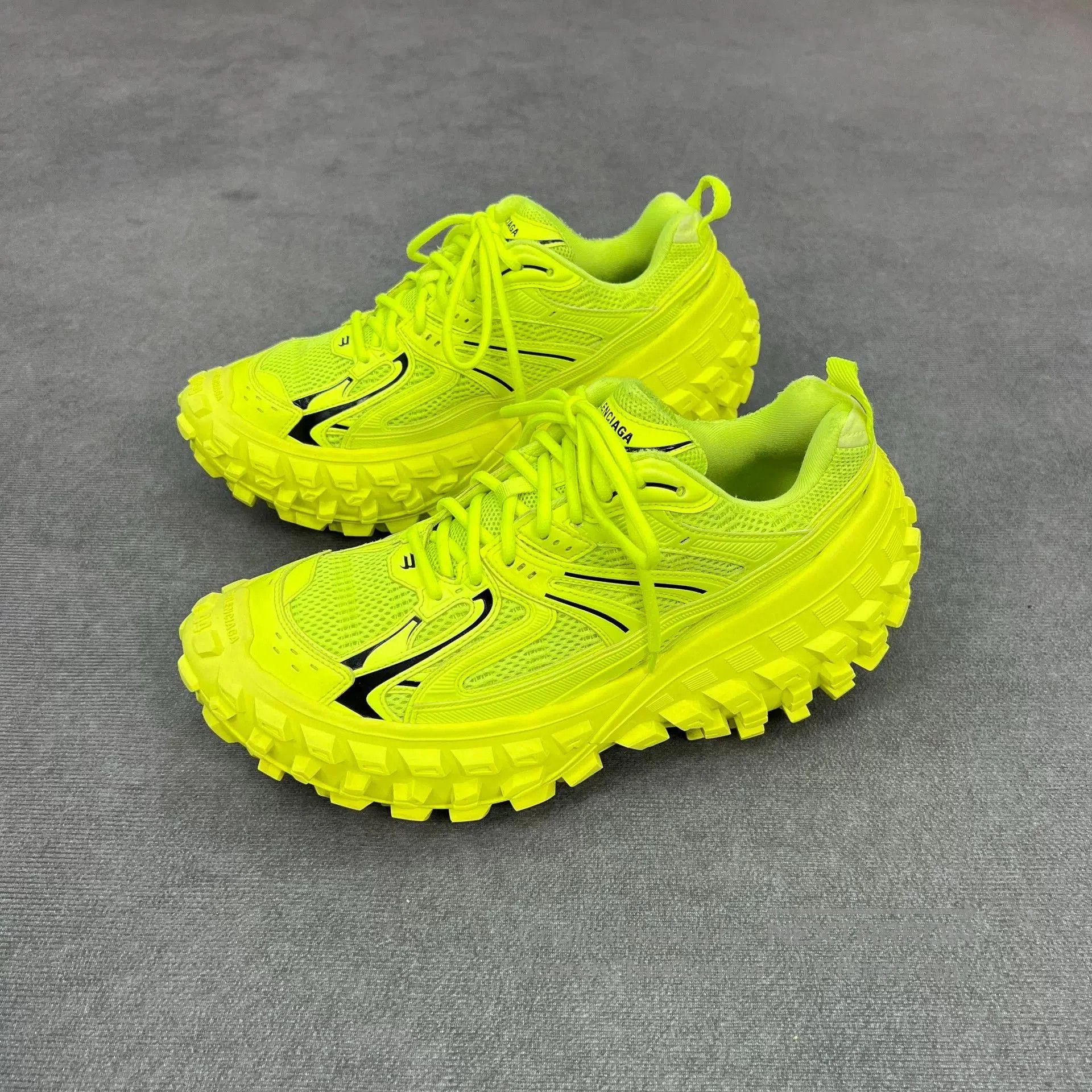Balenciaga Balenciaga Defender Fluorescent Green Sneakers. Size US 10 / EU 43 - 1 Thumbnail