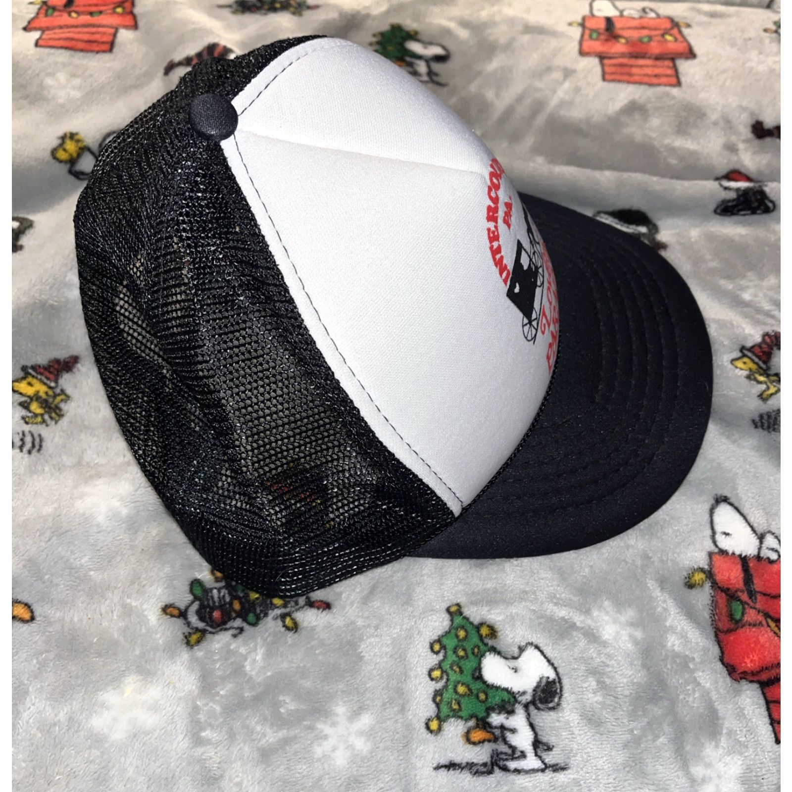 Paradise VINTAGE Headmost Trucker Hat Men One Size Black & White Amish Horse & Buggy Snapback Adjustable Breathable Lightweight Style: Trucker Hat Size ONE SIZE - 4 Thumbnail