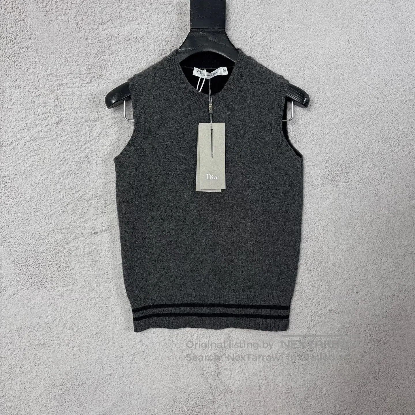 Dior Dior SIZE34 Charcoal Gray Cashmere Knitted Vest Size XS / US 0-2 / IT 36-38 - 1 Thumbnail