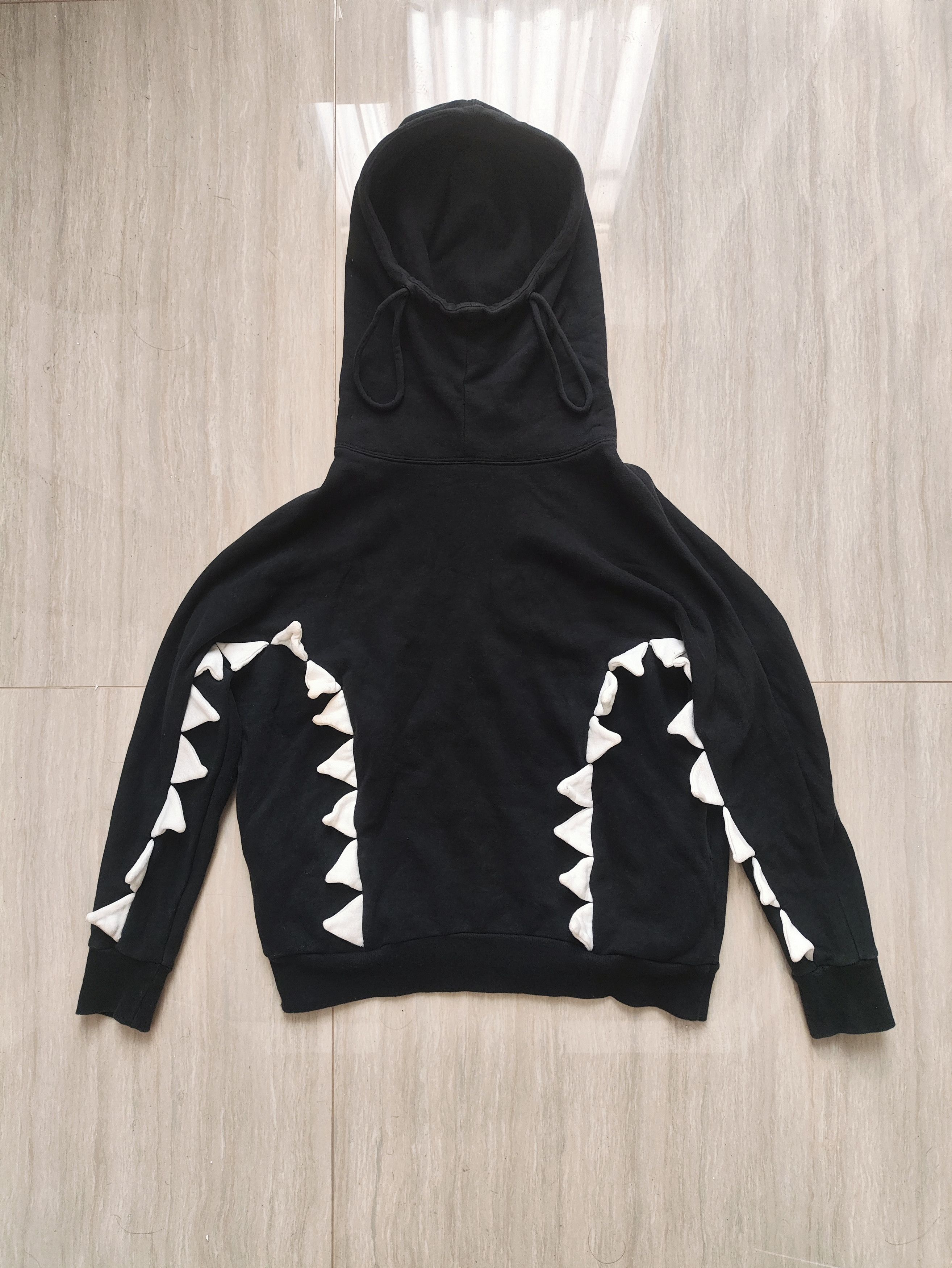 20471120 Shark Balaclava Hoodie Size US S / EU 44-46 / 1 - 1 Thumbnail