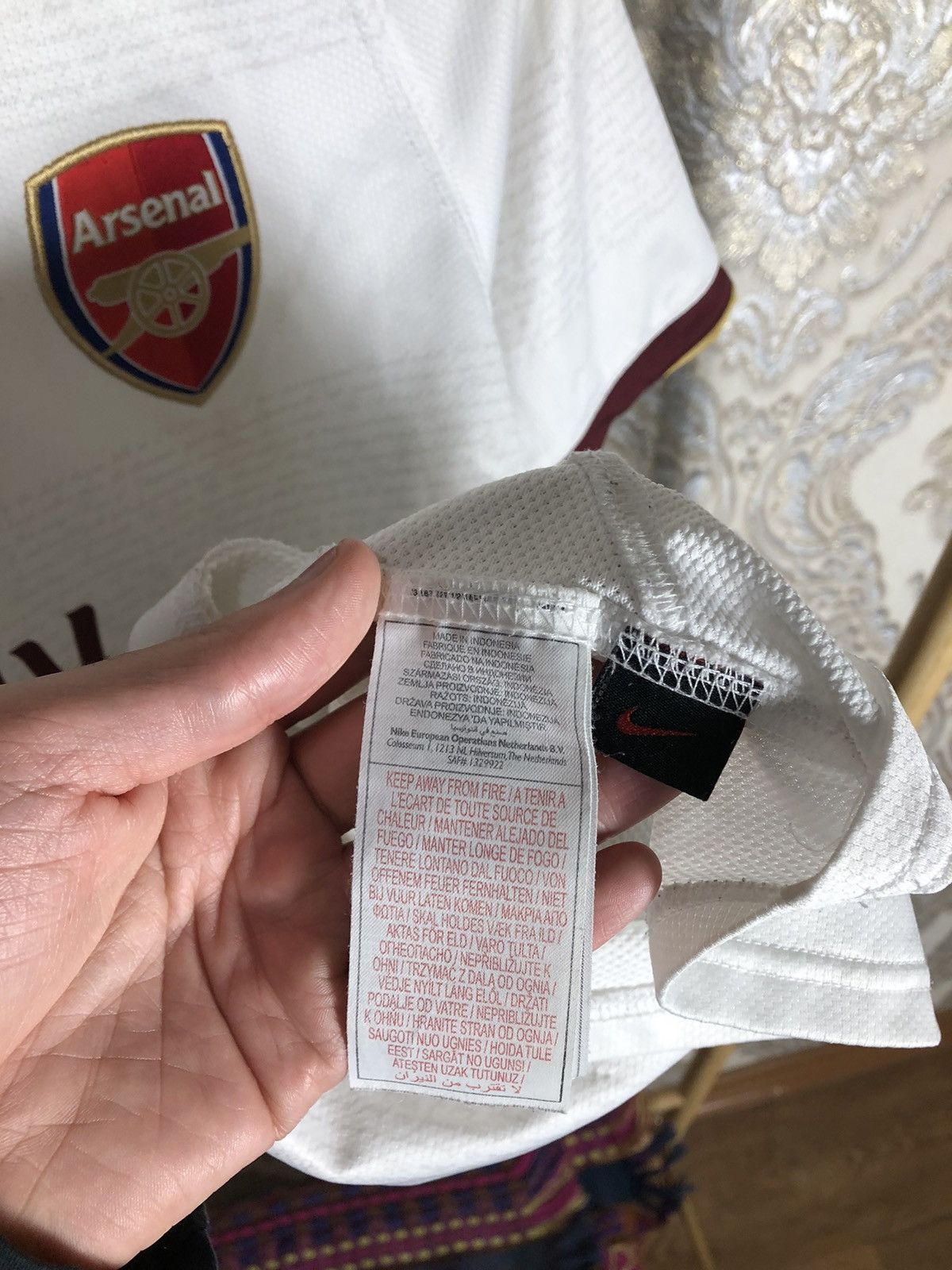 Nike VINTAGE NIKE FC ARSENAL LONDON ENGLAND SOCCER JERSEY Y2K 90s Size US S / EU 44-46 / 1 - 4 Thumbnail