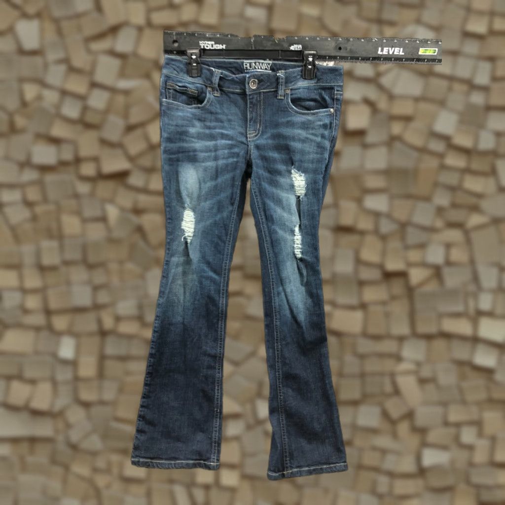 Vintage Refuge Jeans Bootcut Denim Size 10 Womens Medium Blue Regular Comfortable Pockets 5-Pocket Style Size 32" / US 10 / IT 46 - 1 Thumbnail